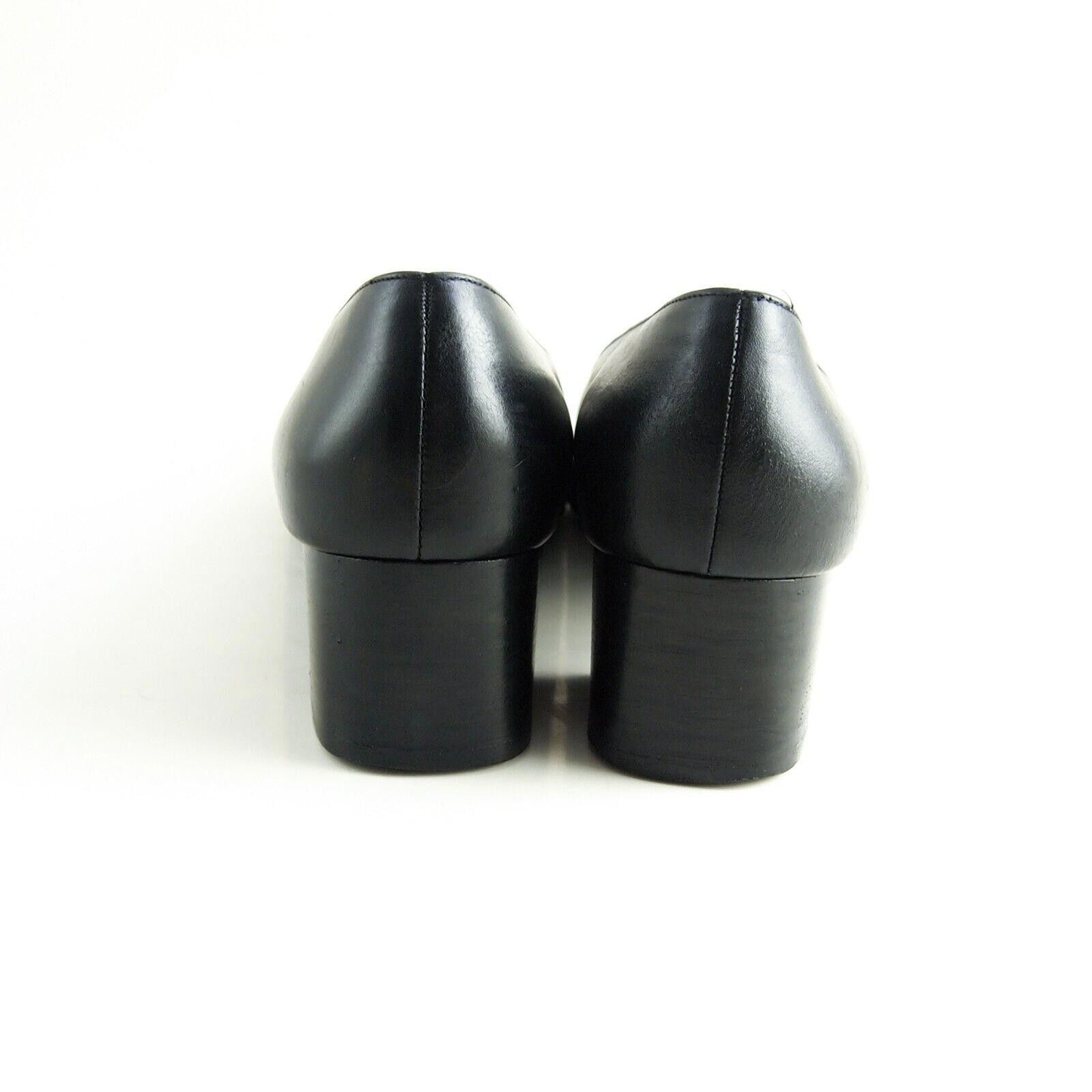 Salvatore Ferragamo Ferragamo Vara Mid Heel Pumps Black US 8 EU 38 M Size US 8 / IT 38 - 8 Thumbnail