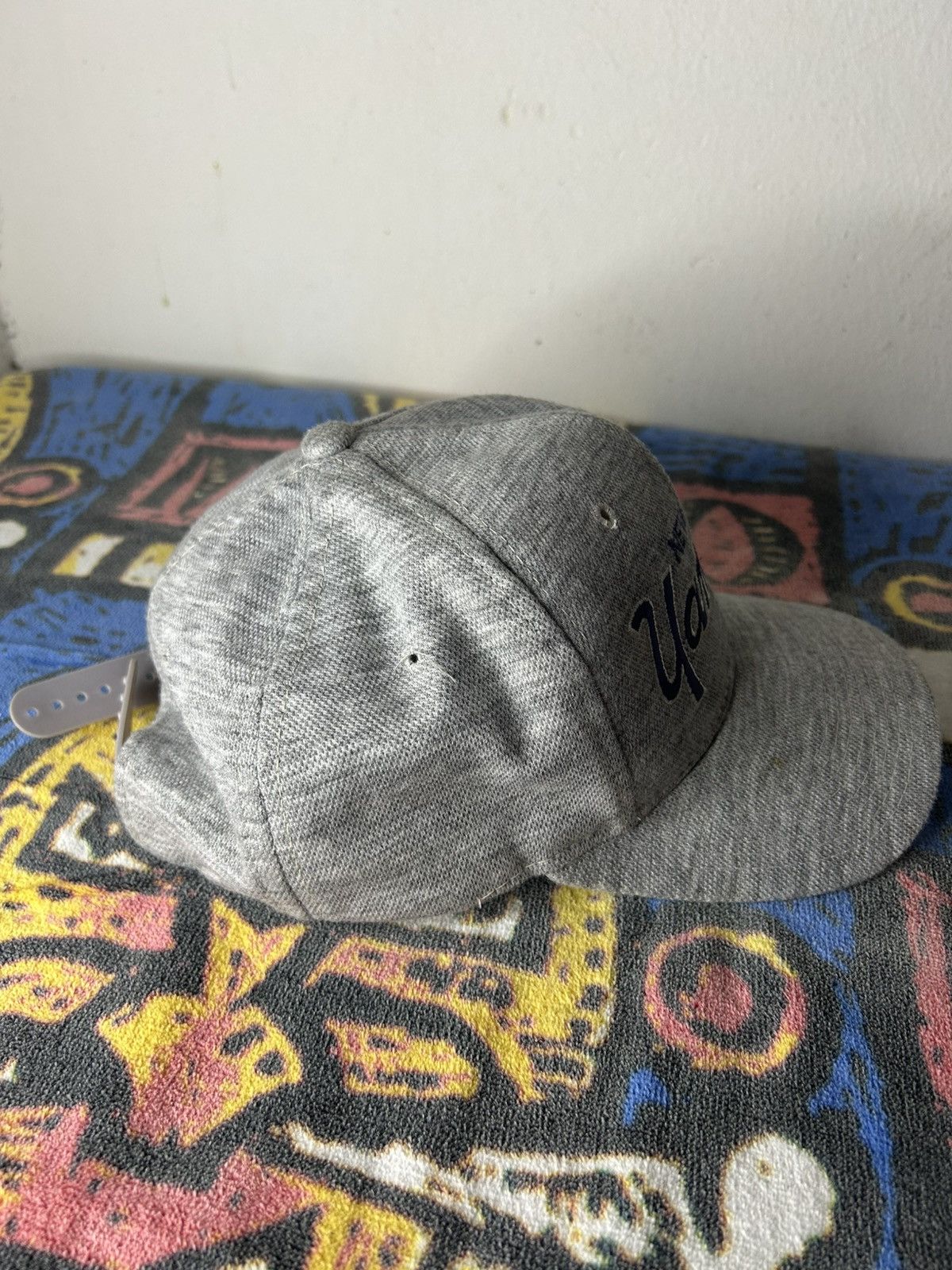 MLB × New York Yankees × Sports Specialties Vintage New York Yankees Heather Sports Specialties Hat Cap Size ONE SIZE - 4 Thumbnail