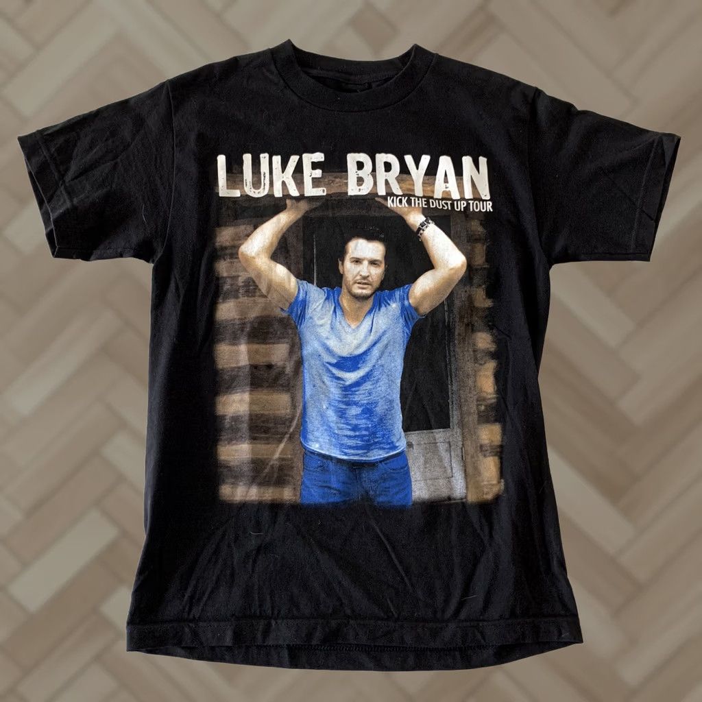 Vintage Luke Bryan Kick The Dust Up Tour 2015 Concert T Shirt Men’s Small Black Size US S / EU 44-46 / 1 - 1 Thumbnail