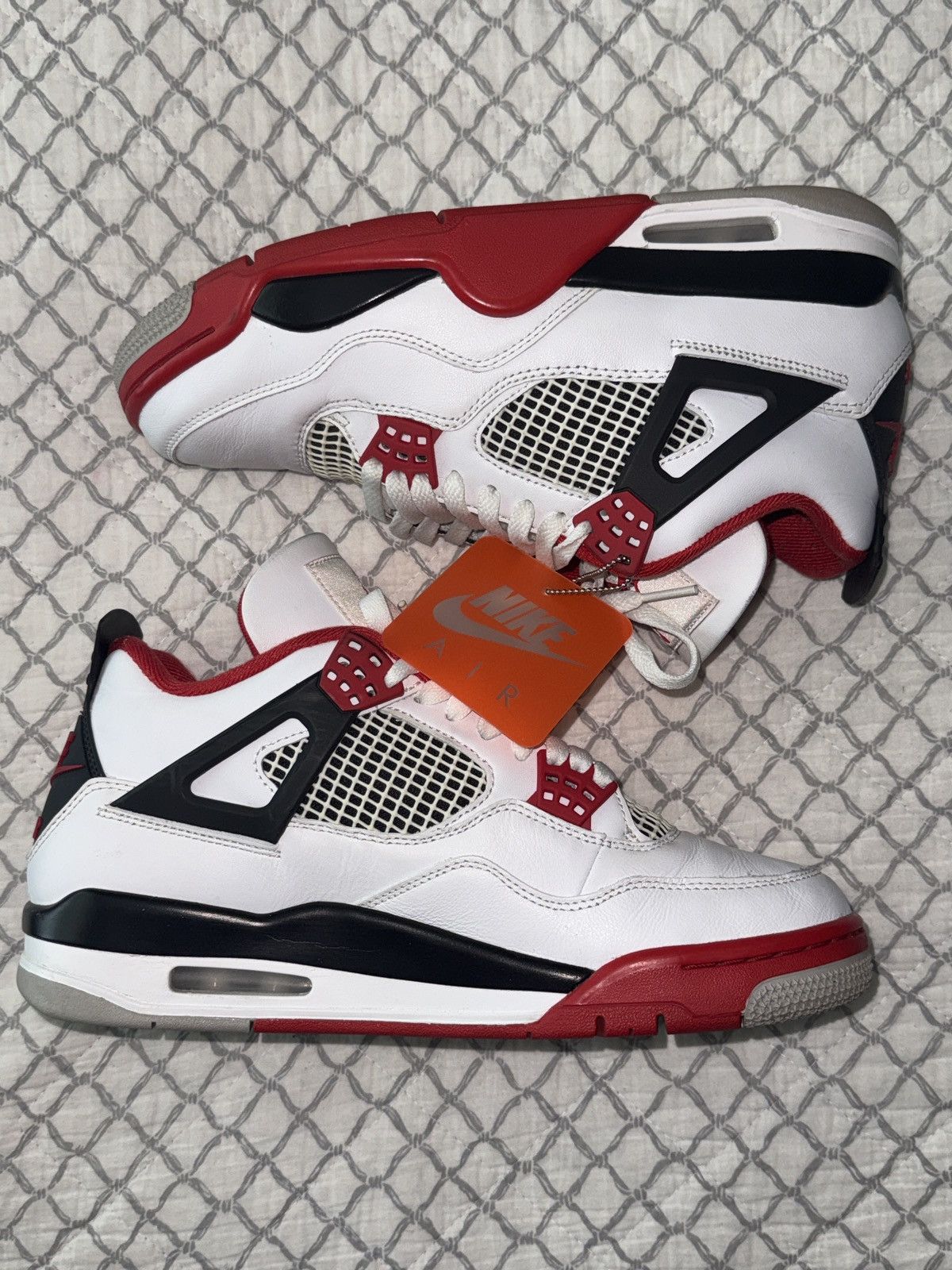 Jordan Brand Jordan 4 Retro ‘ Fire Red 2020 ’ Size US 9.5 / EU 42-43 - 2 Thumbnail