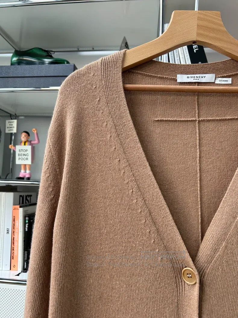 Givenchy Givenchy Cashmere Knit Cardigan Size US XS / EU 42 / 0 - 2 Thumbnail