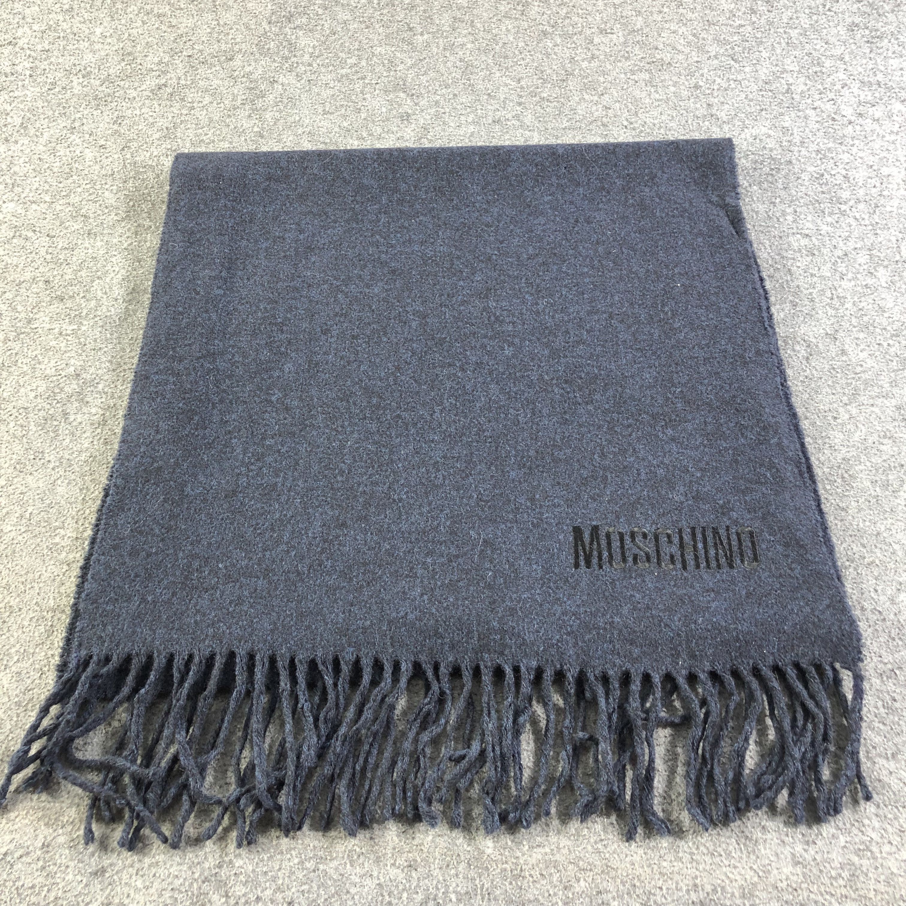 Moschino Moschino Plain Wool Scarf Muffler V1200 Size ONE SIZE - 2 Thumbnail