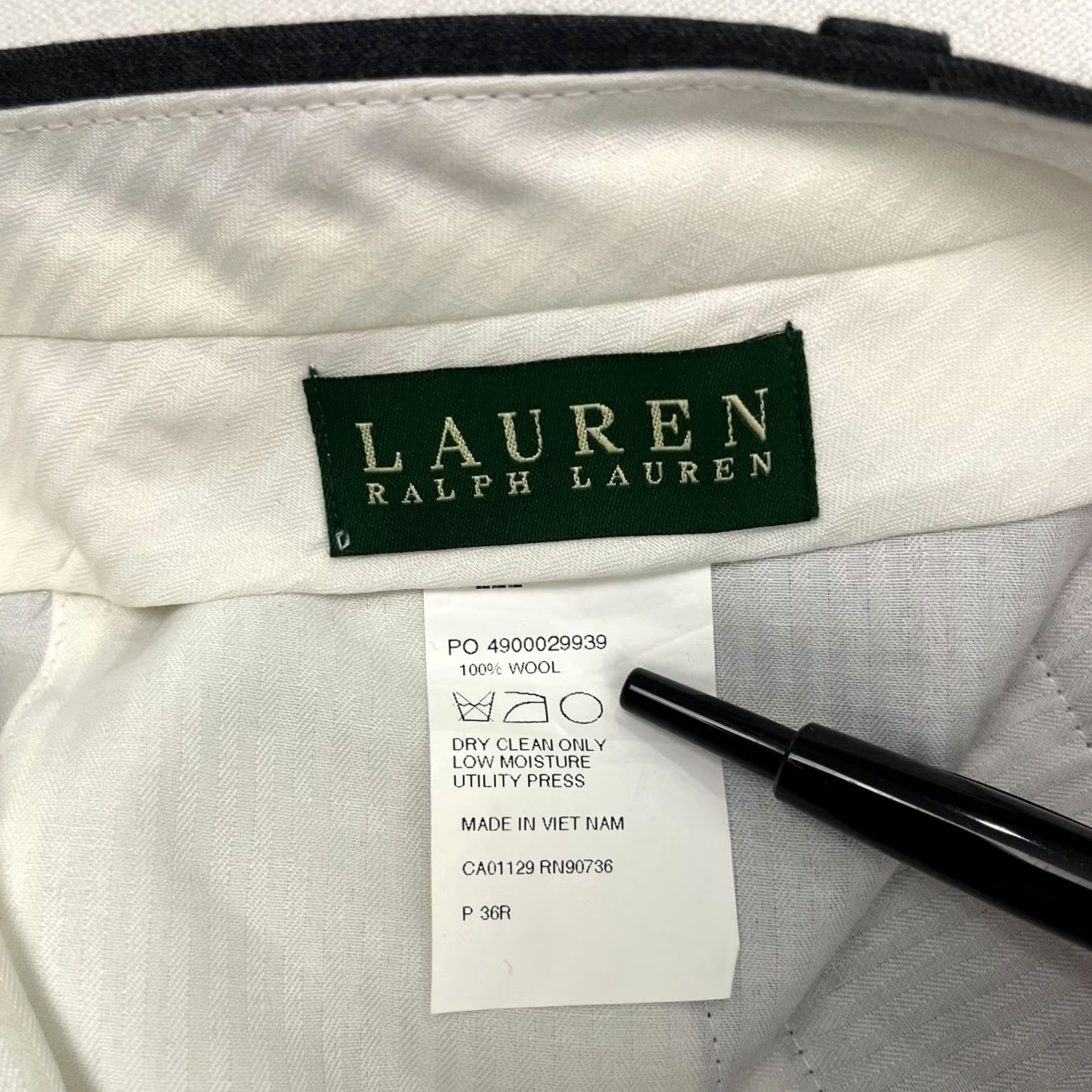 Ralph Lauren Lauren Ralph Lauren Pants Mens 36 x 30 Gray Wool Pleated Trousers Slacks Career Dress Pants Regular 36 Gray Wool Preppy Classic Outdoor Mens Size US 36 / EU 52 - 2 Thumbnail