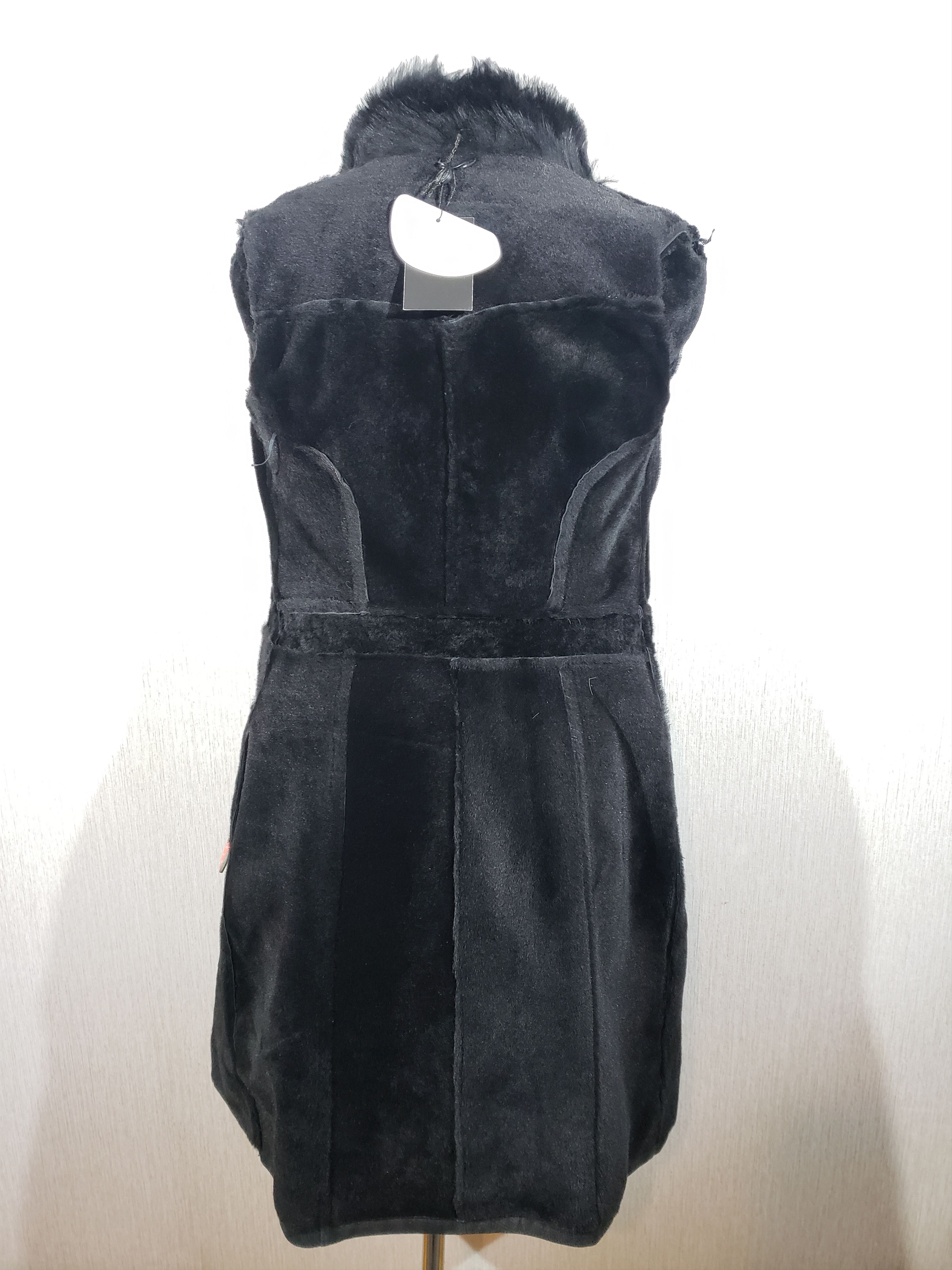 Other Stylish black sheepskin coat with buttons. Size M / US 6-8 / IT 42-44 - 9 Thumbnail