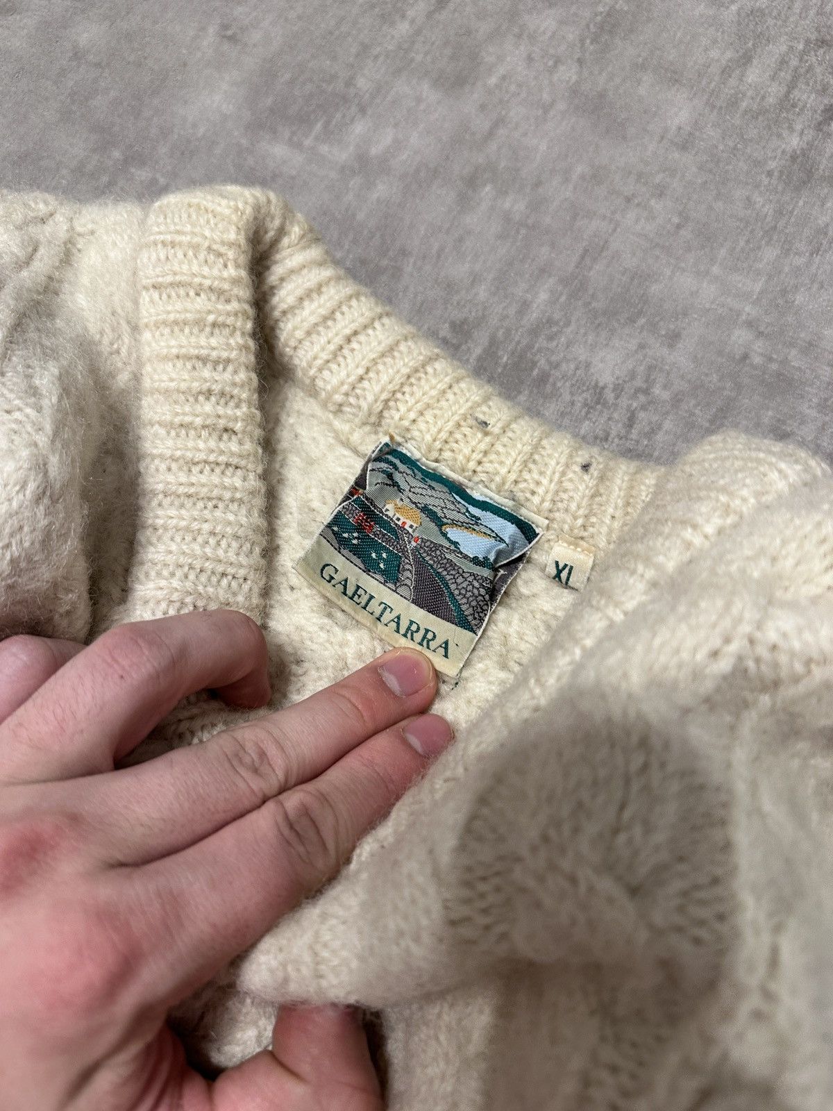 Handmade × Vintage Vintage Heavy Handloomed Irish Fisherman Knit Sweater Size US M / EU 48-50 / 2 - 3 Thumbnail