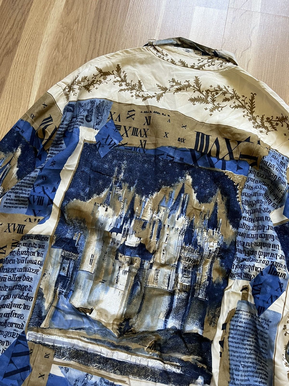 Vintage Vintage silk graphic avant garde shirts picture Picasso 90s Size US L / EU 52-54 / 3 - 8 Thumbnail