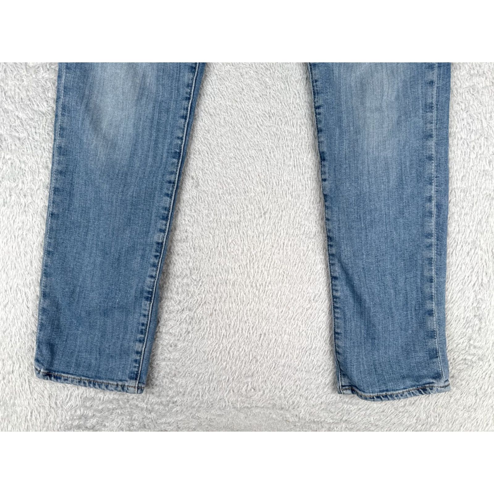 Levi's Levi's Jeans 511 Regular Adult 30 Blue Denim Zip Fly 28x29 Cotton Blend 5-Pocket Design Leather Button Vintage No Size US 30 / EU 46 - 2 Thumbnail