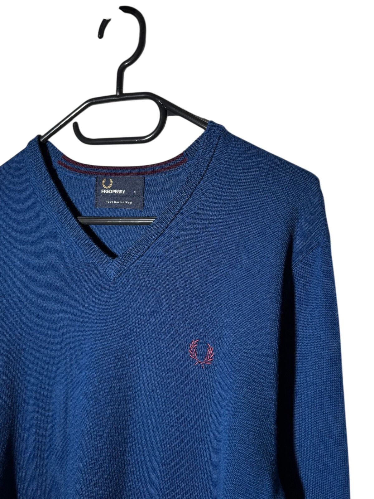 Fred Perry Fred Perry Sweater Jumper Pullover V-Neck Wool Classic Size US S / EU 44-46 / 1 - 1 Thumbnail