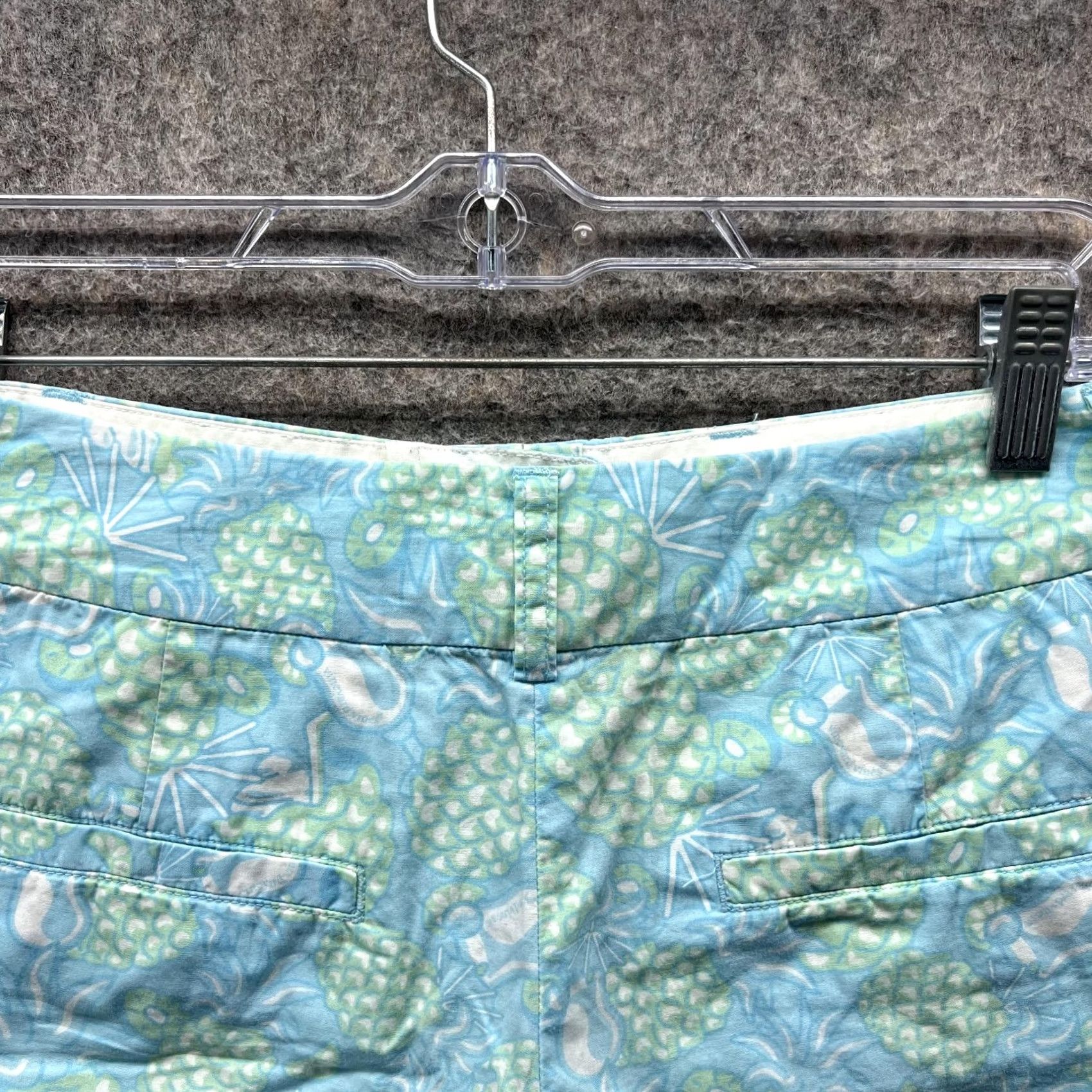 Vineyard Vines Vineyard Vines Shorts Women 4 Ladies Blue Chino Flat Front Casual Pineapple Size 27" / US 4 / IT 40 - 2 Thumbnail
