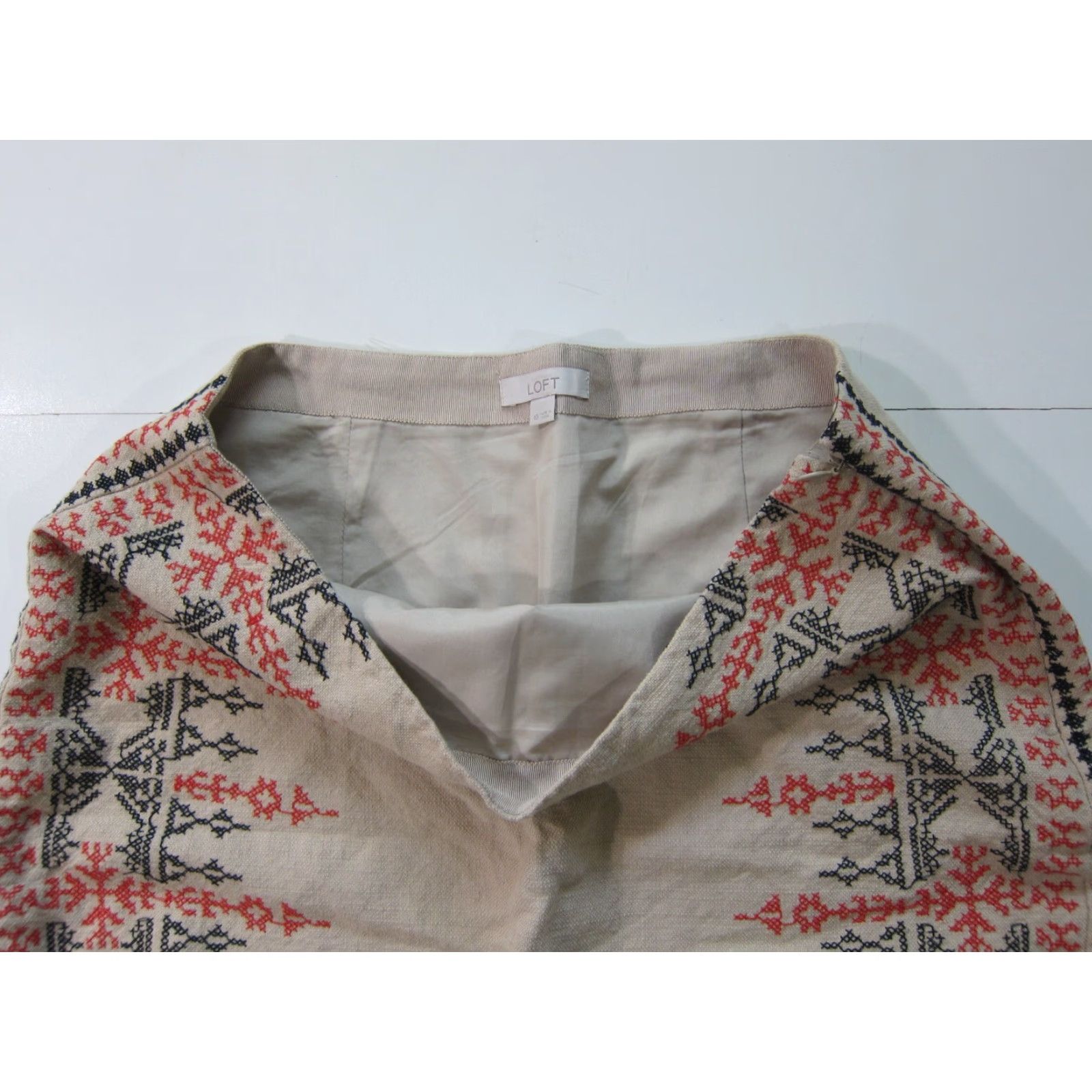 Ann Taylor VINTAGE Ann Taylor Loft Linen Brown Red Black Embroidered Straight Pencil Skirt Women 10 Size 32" / US 10 / IT 46 - 5 Thumbnail