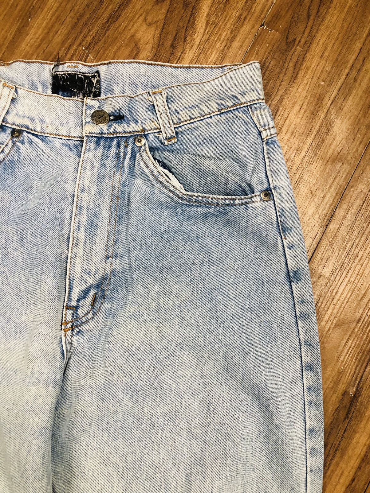 Ferre FERRE JEANS Vintage Light Wash 90s (37) Size US 31 - 6 Thumbnail