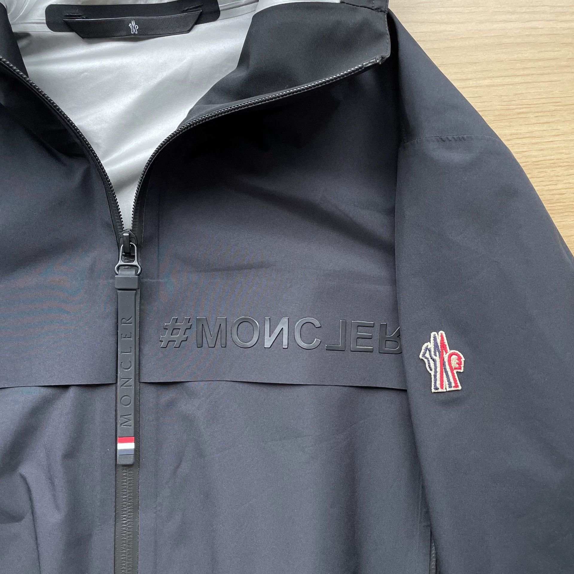 Moncler Moncler Shipton Hooded Zip-Up Jacket Men's Black 1 Size US S / EU 44-46 / 1 - 3 Thumbnail
