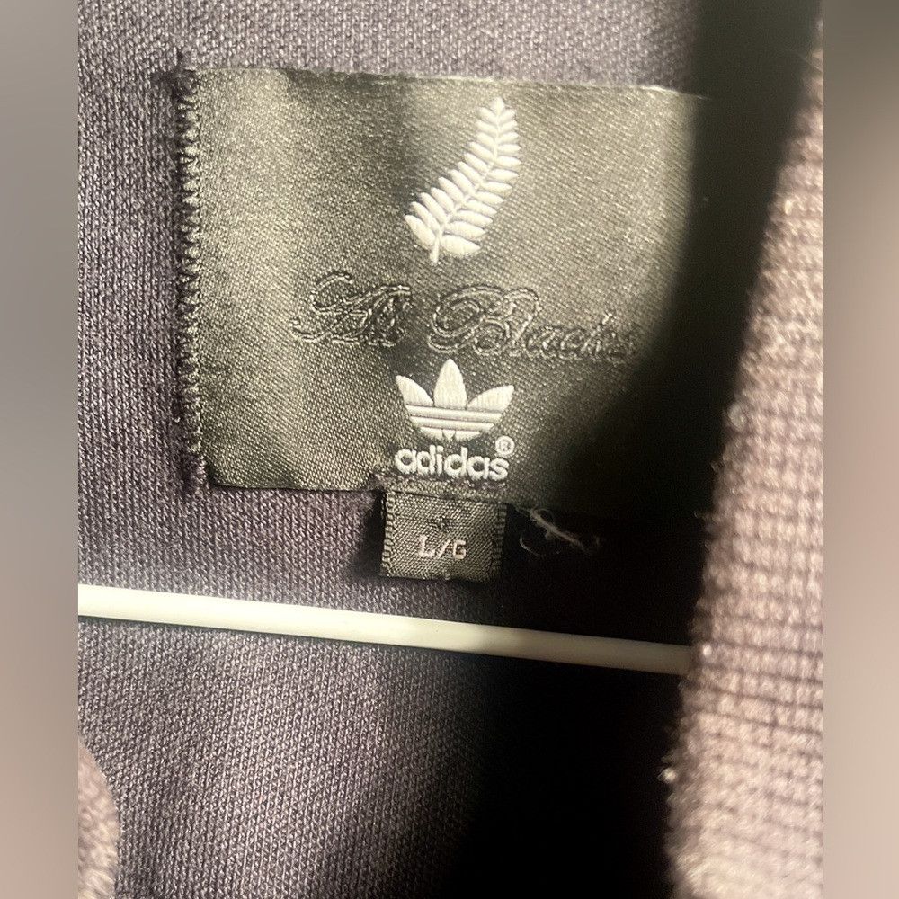 Adidas Vintage Adidas “all blacks” deadstock stretwear rugby jacket Size US L / EU 52-54 / 3 - 4 Thumbnail