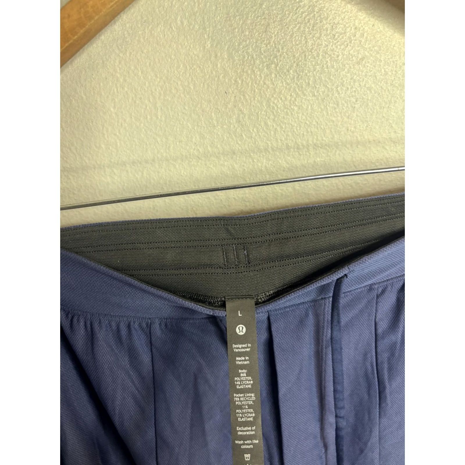 Lululemon Lululemon Mens Large Blue Running Shorts Athletic Drawstring Zip Pockets Size US 33 - 4 Thumbnail