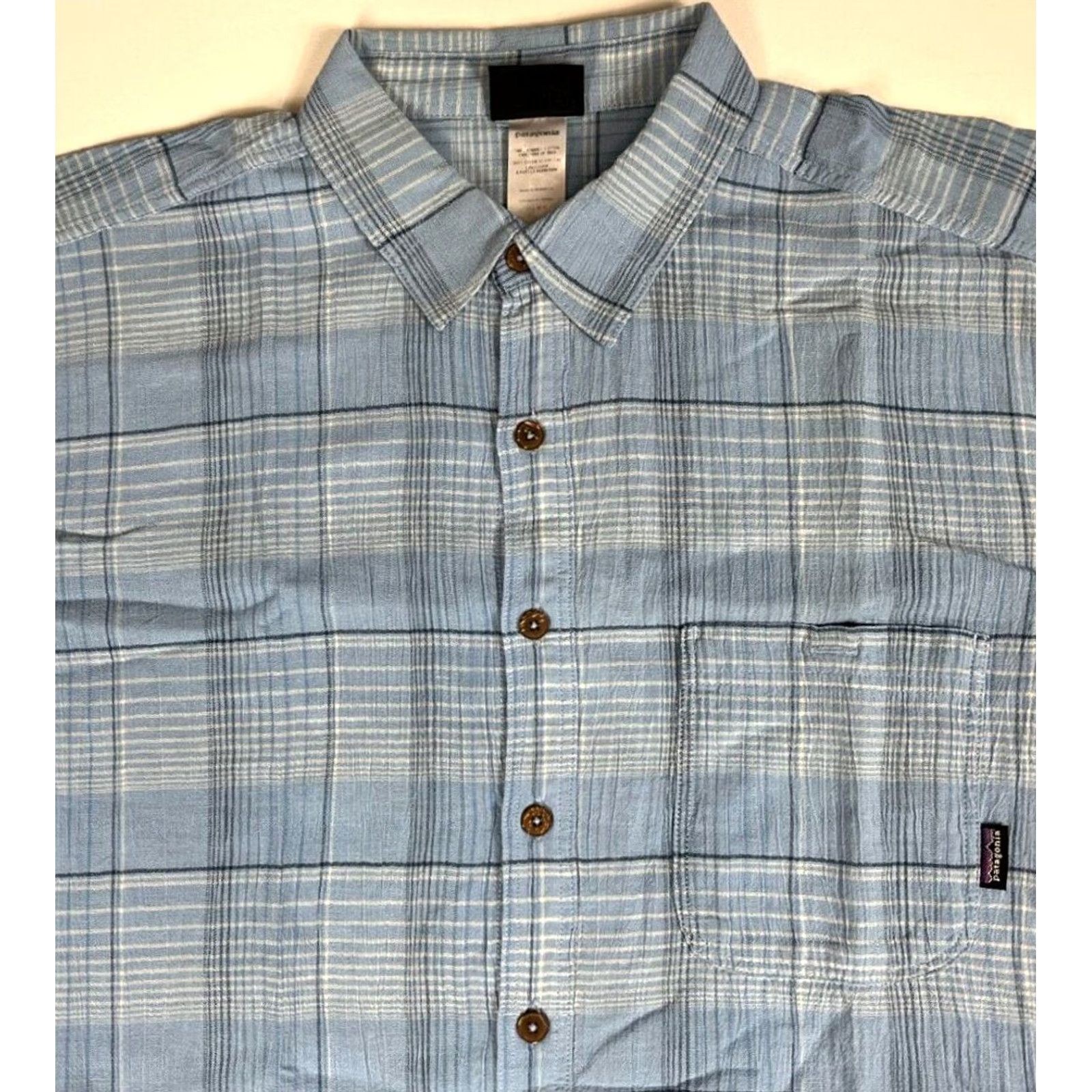 Patagonia Patagonia Shirt Short Sleeve Button-Up Organic Cotton Plaid sz L Blue Mens Size US L / EU 52-54 / 3 - 4 Thumbnail