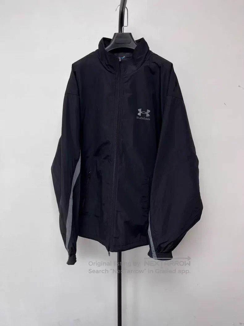Balenciaga Balenciaga Stripe Contrast Logo Printed Embroidered Stand Size US L / EU 52-54 / 3 - 1 Thumbnail