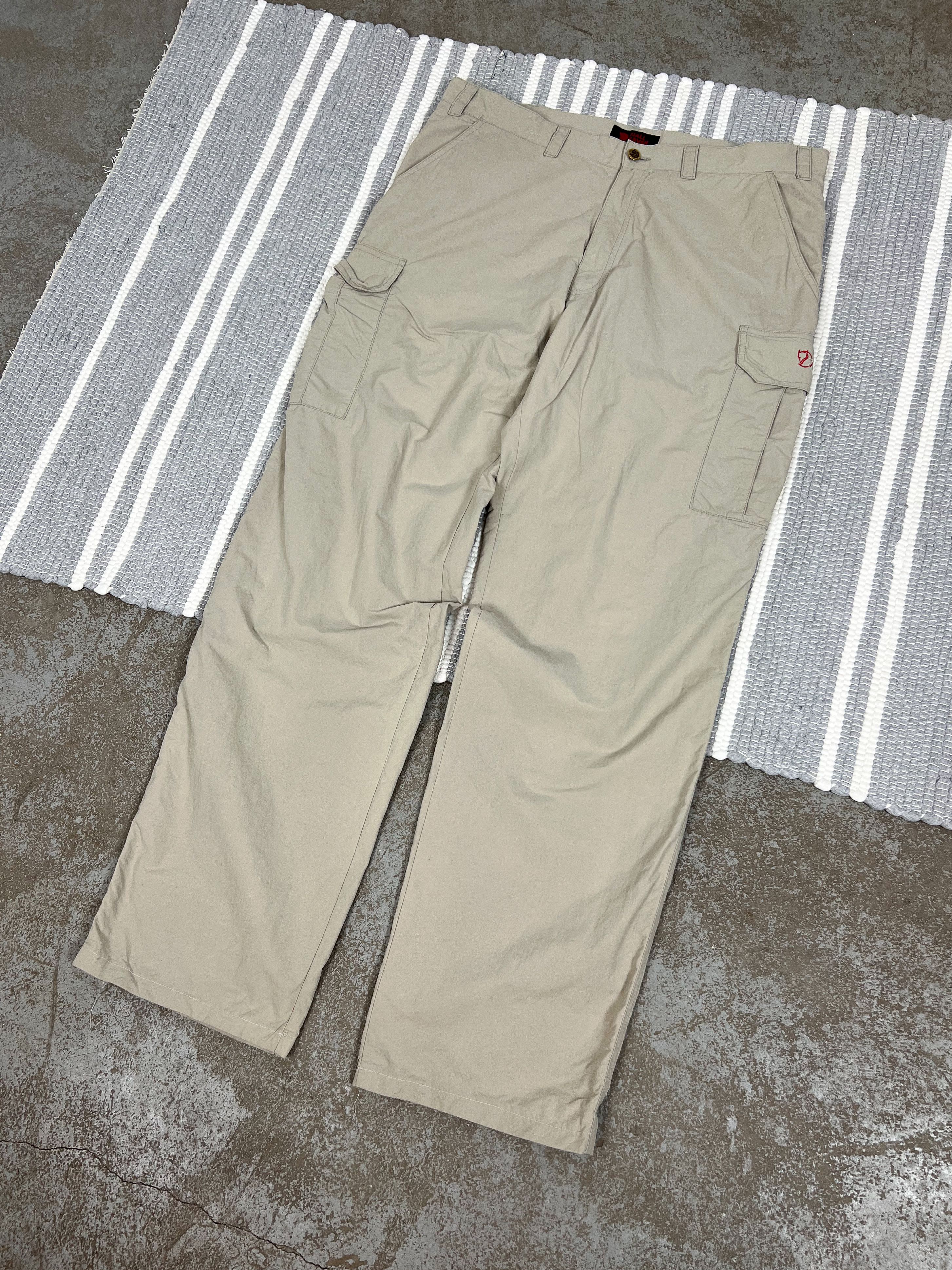 Fjallraven Vintage Fjallraven Cargo Outdoor Pants Size US 34 / EU 50 - 1 Thumbnail
