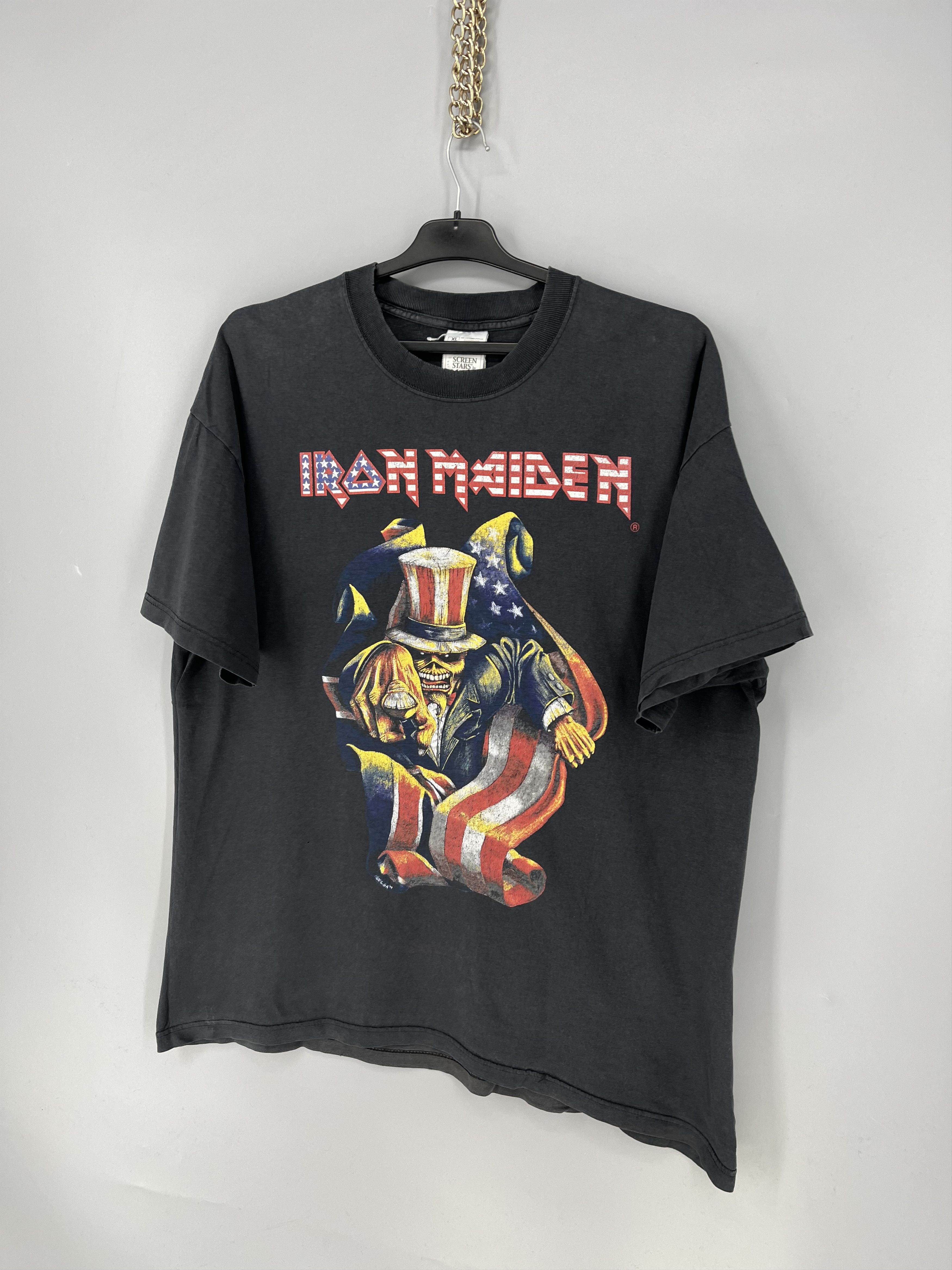 Vintage Iron Maiden 2001 US Tour Men T-shirt Size XL Size US XL / EU 56 / 4 - 3 Thumbnail