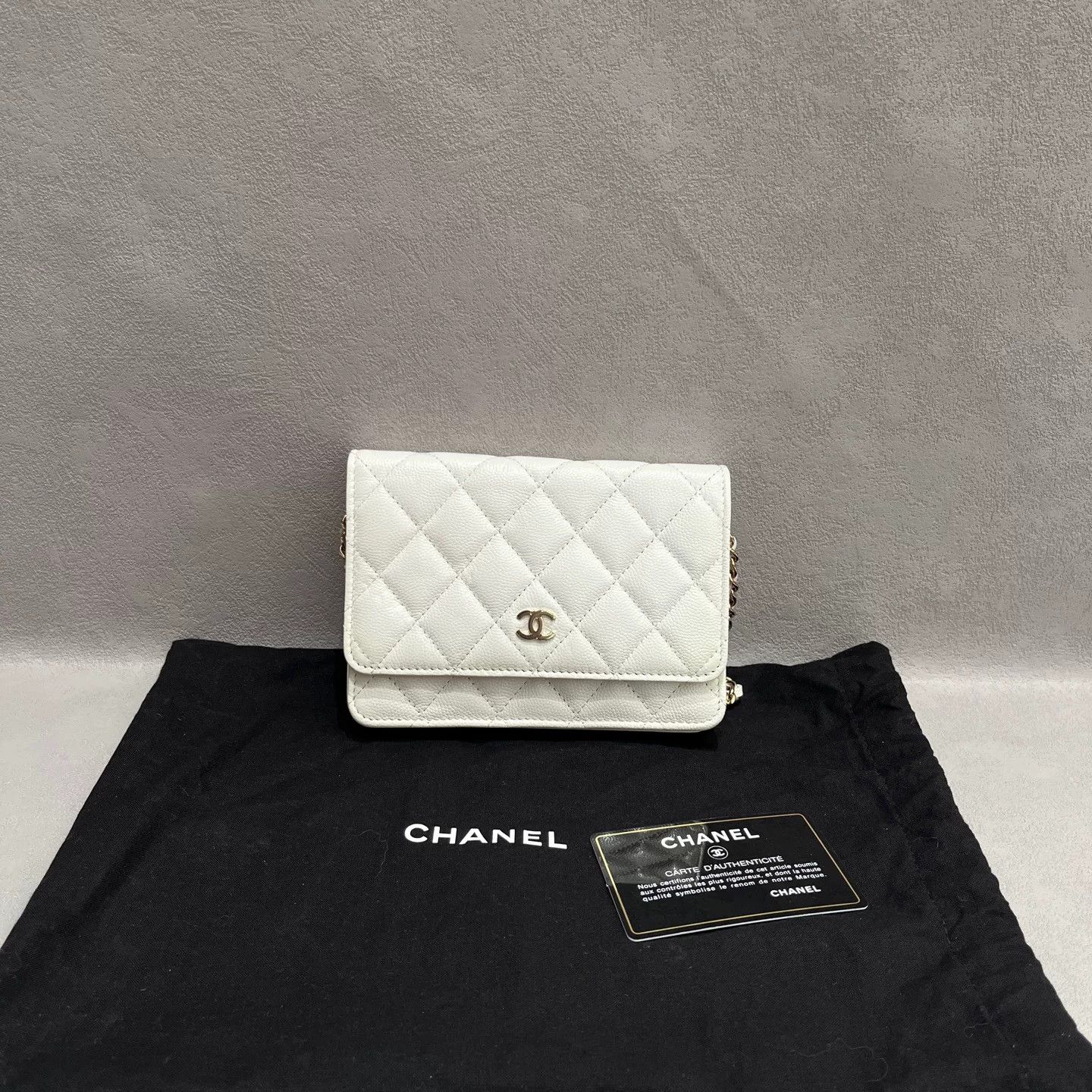 Chanel Pre-loved Bag Very good condition Size ONE SIZE - 1 Thumbnail