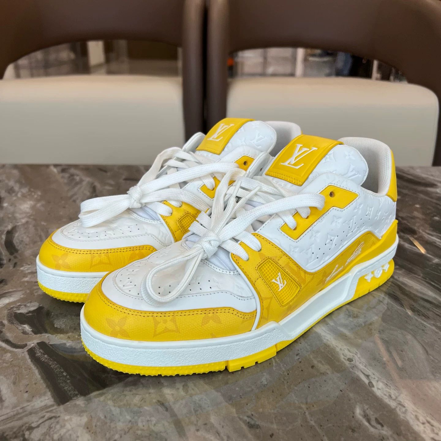 Louis Vuitton Louis Vuitton Trainer White Yellow Size US 8 / EU 41 - 1 Thumbnail