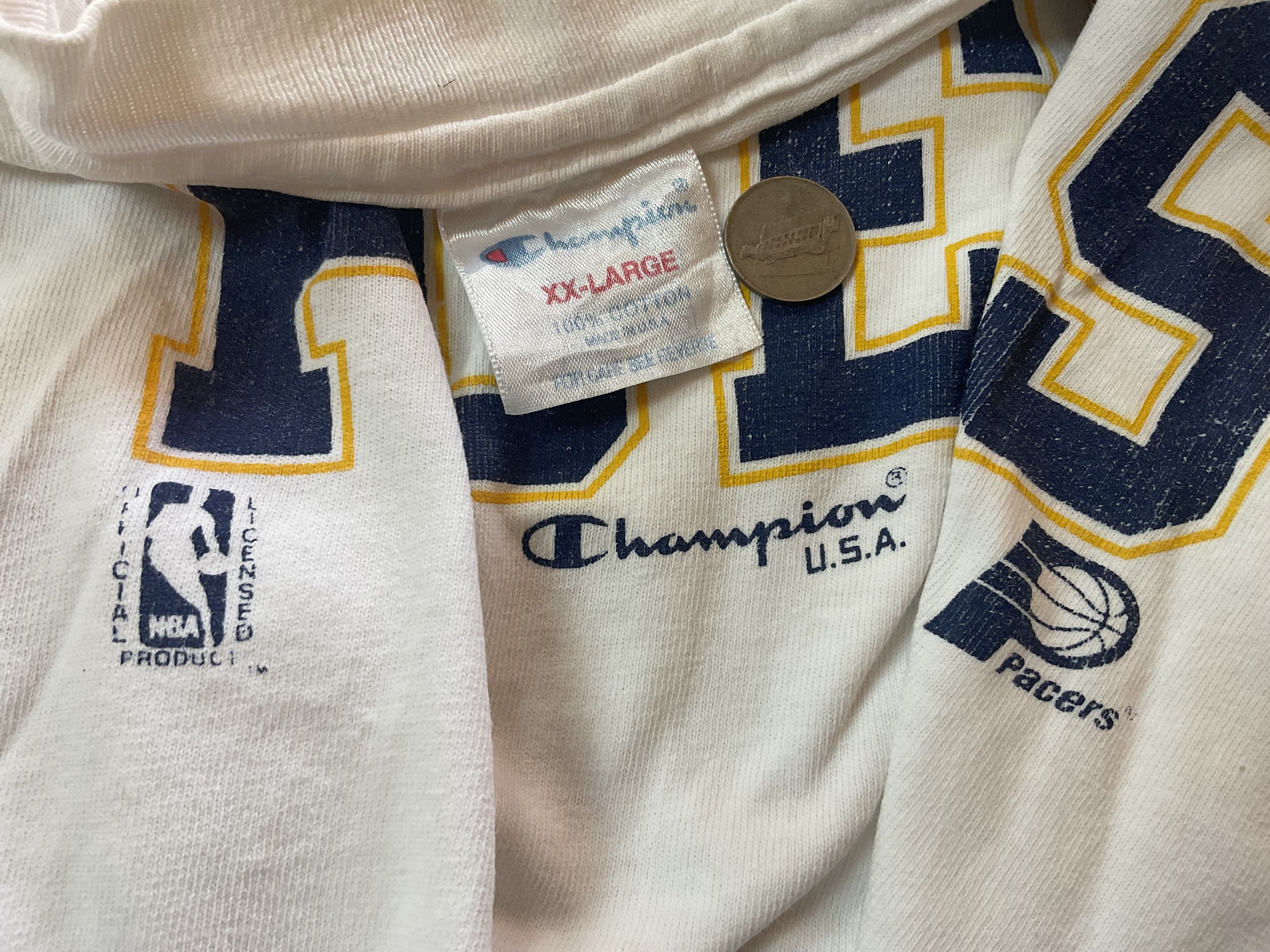 Champion Vintage Champion USA 90s Indiana Pacers T-Shirt Size XXL Size US XXL / EU 58 / 5 - 5 Thumbnail