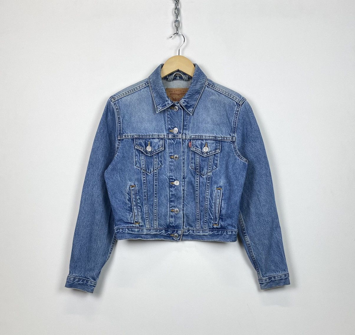 Levi's Vintage Levi’s Cropped Ladies Denim Jacket 90’s Jeans Y2K Size M / US 6-8 / IT 42-44 - 1 Thumbnail