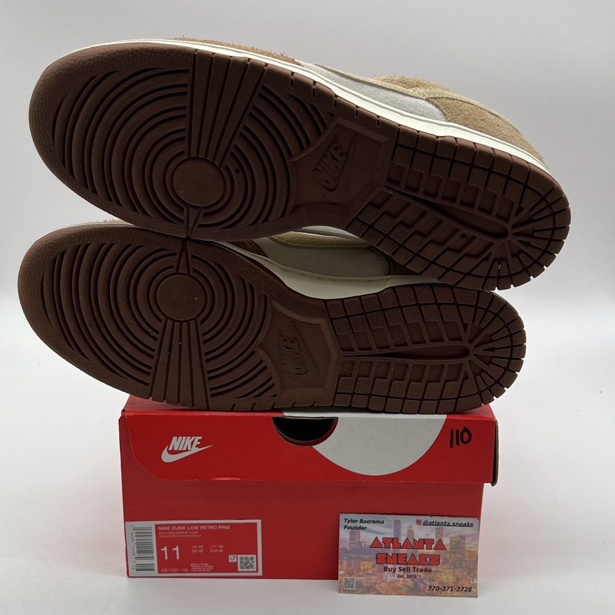 Nike Nike dunk Low medium curry Size US 11 / EU 44 - 8 Thumbnail