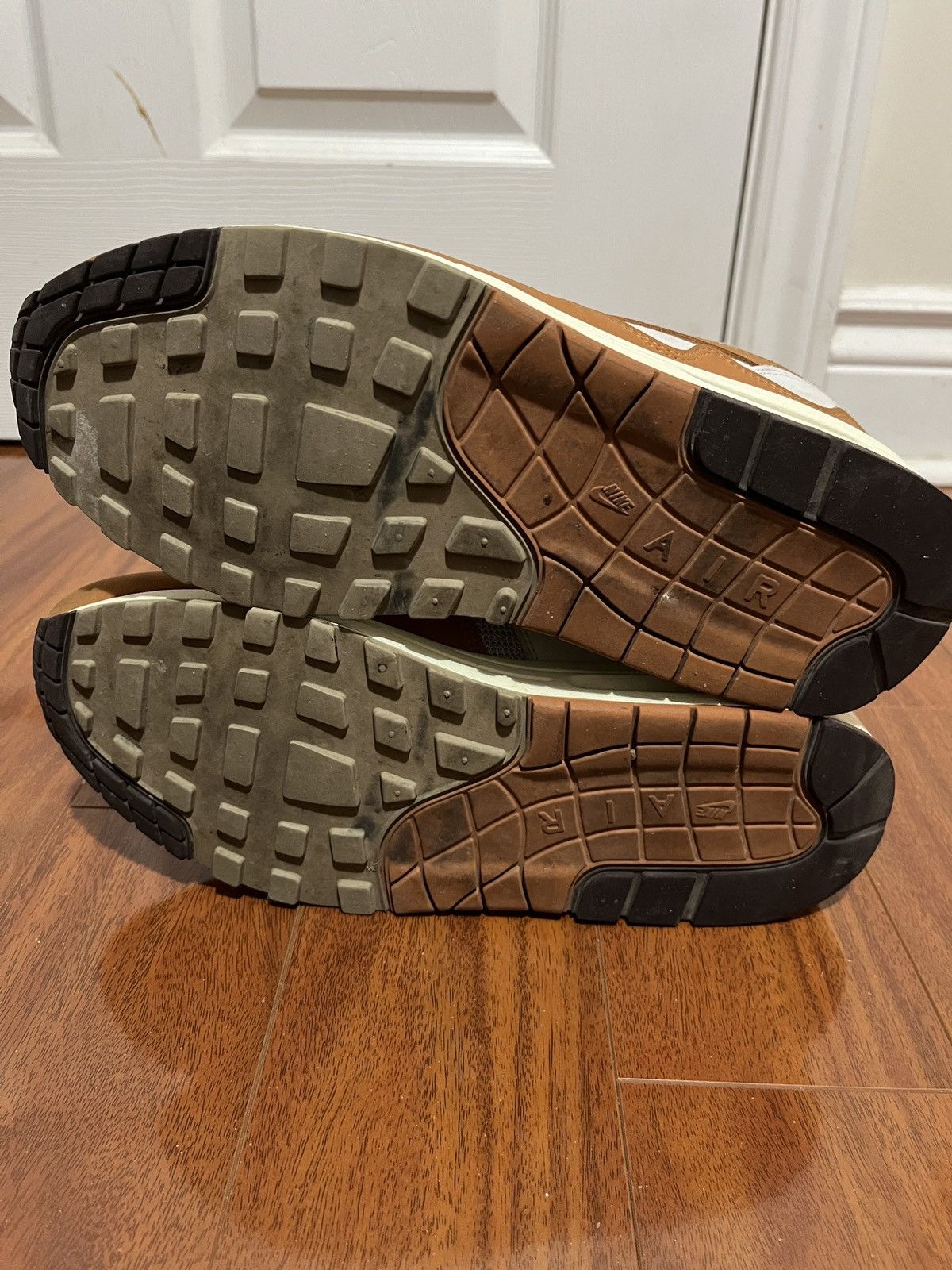Nike × Patta Patta x Nike The Waves Monarch Size US 9 / EU 42 - 4 Thumbnail