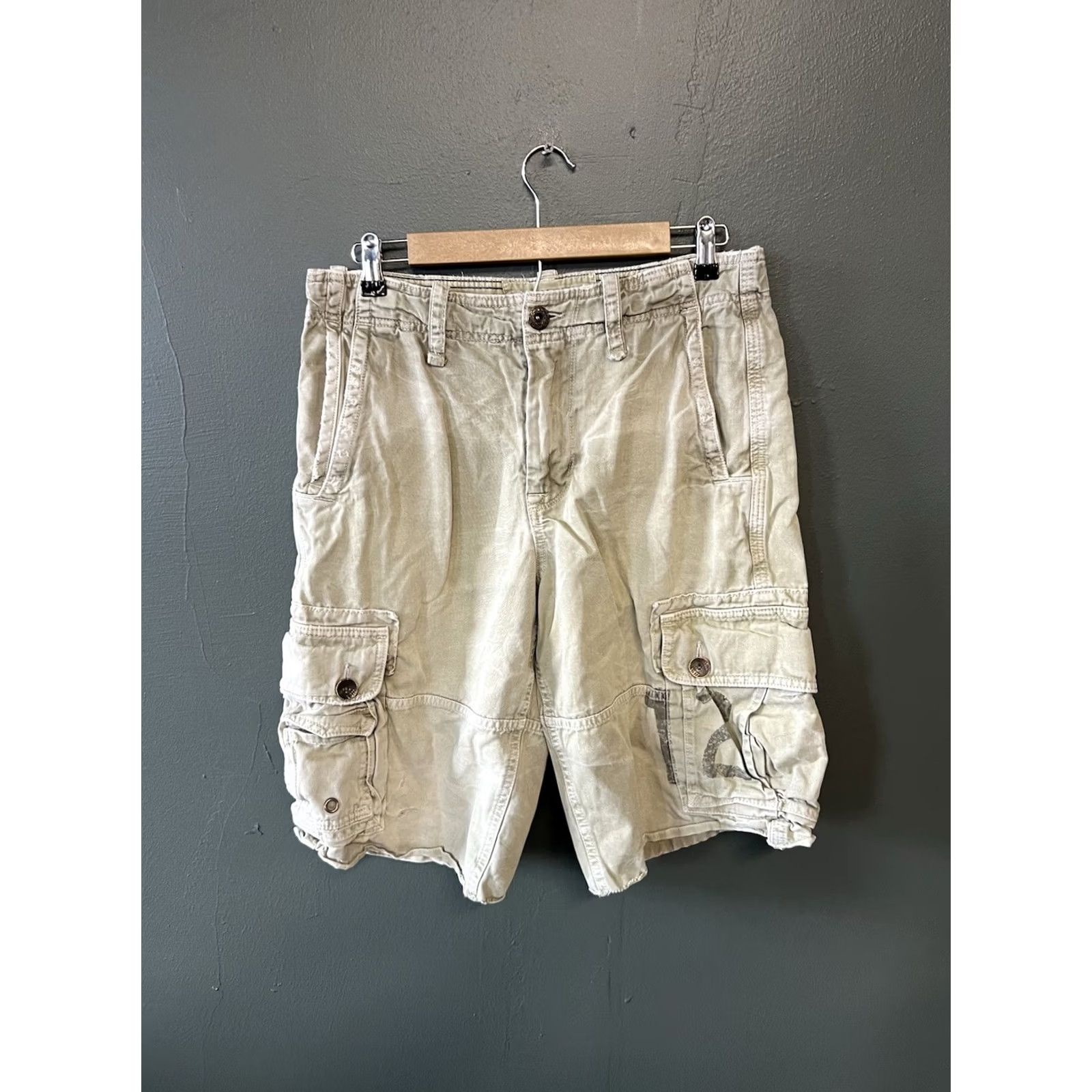 American Eagle Outfitters Y2K American Eagle Mens Cargo Shorts Brown 30 Size Regular Mens Color Brown Cargo Shorts 90s American Mens Size US 30 / EU 46 - 2 Thumbnail