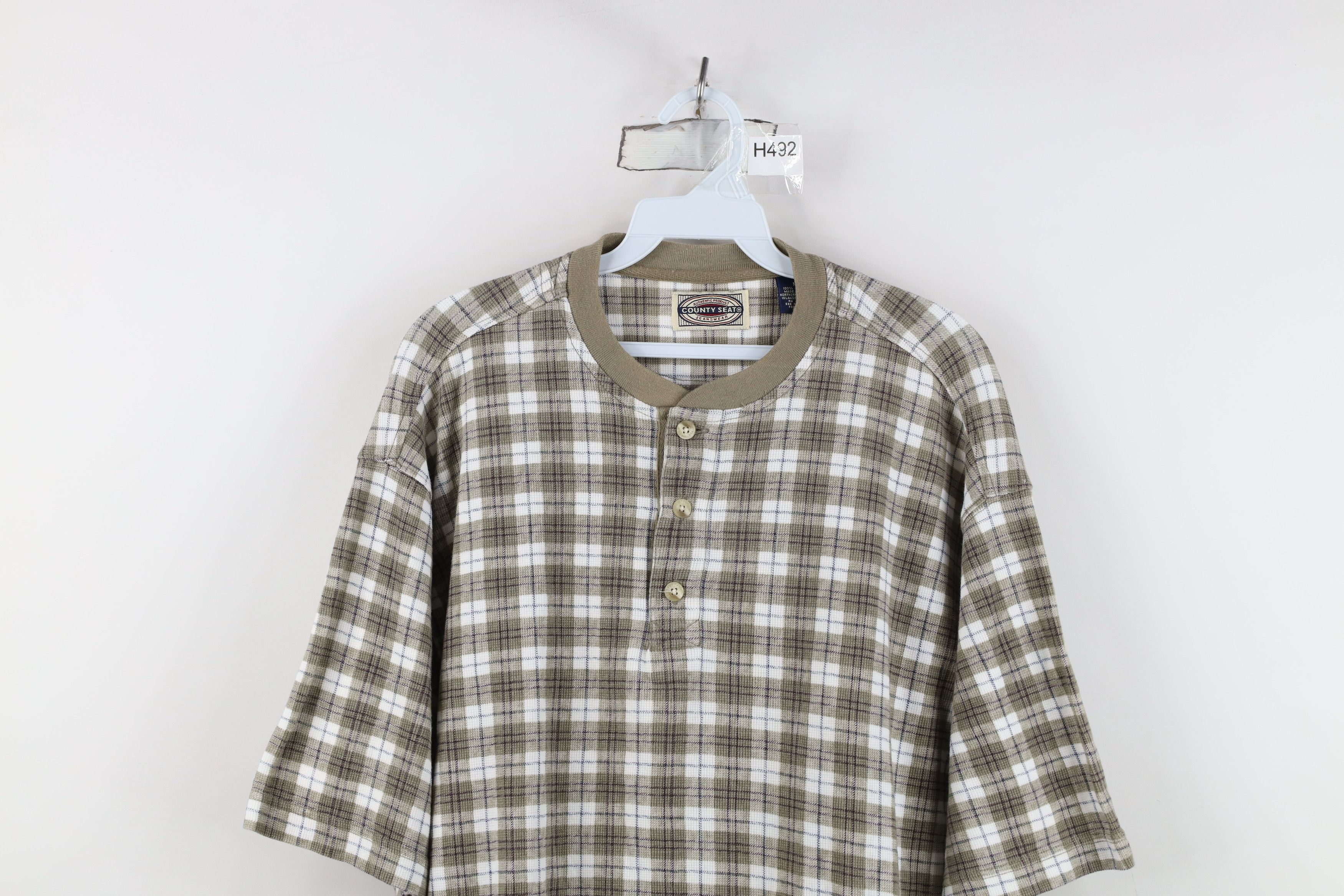 Vintage Vintage 90s Streetwear Thermal Knit Henley T-Shirt Plaid USA Size US M / EU 48-50 / 2 - 2 Thumbnail