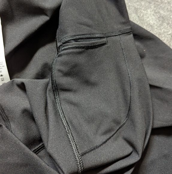 Lululemon Lululemon Wunder Under Crop High-Rise 23" Black size 20 Size 42" / US 20 - 3 Thumbnail