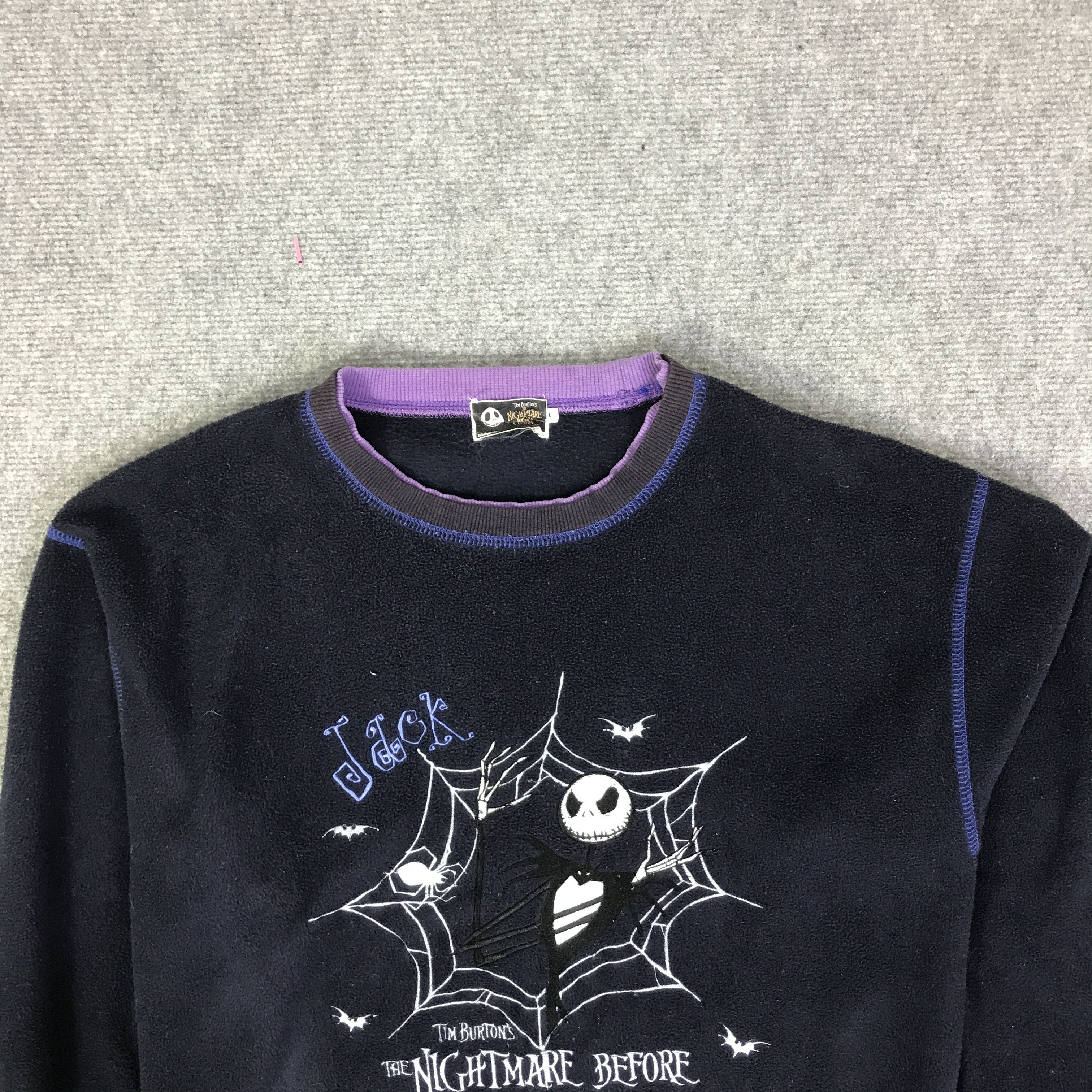 Disney THE NIGHTMARE BEFORE CHRISTMAS SWATSHIRT K104B13 Size US L / EU 52-54 / 3 - 2 Thumbnail