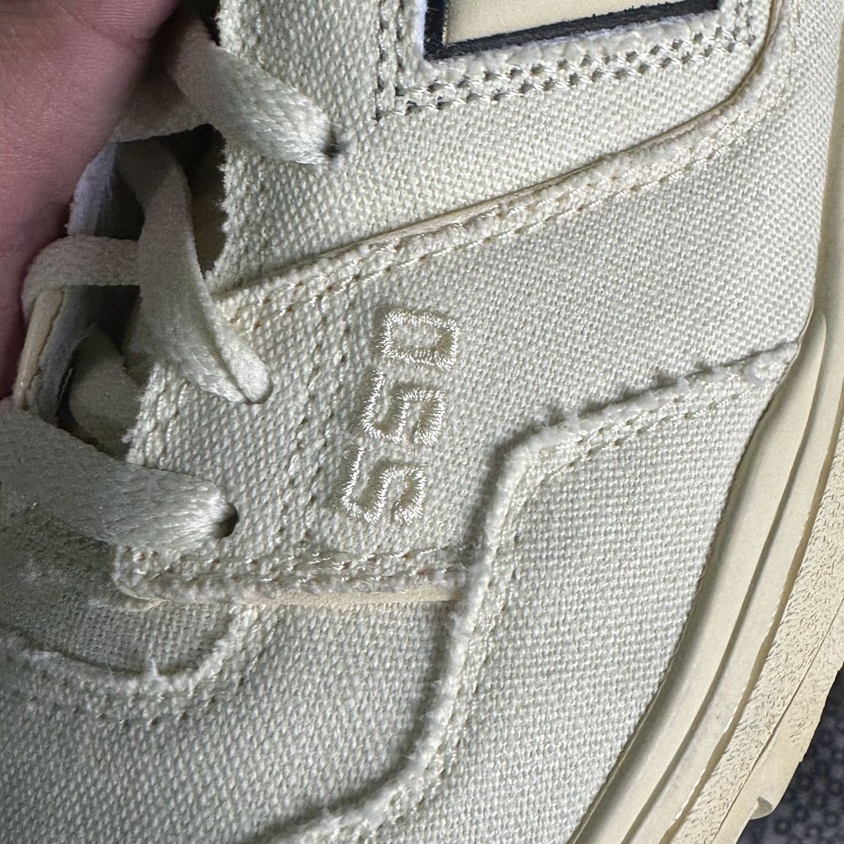 New Balance New Balance 550 Joe Freshgoods “Conversations Amongst Us” Size US 9.5 / EU 42-43 - 5 Thumbnail