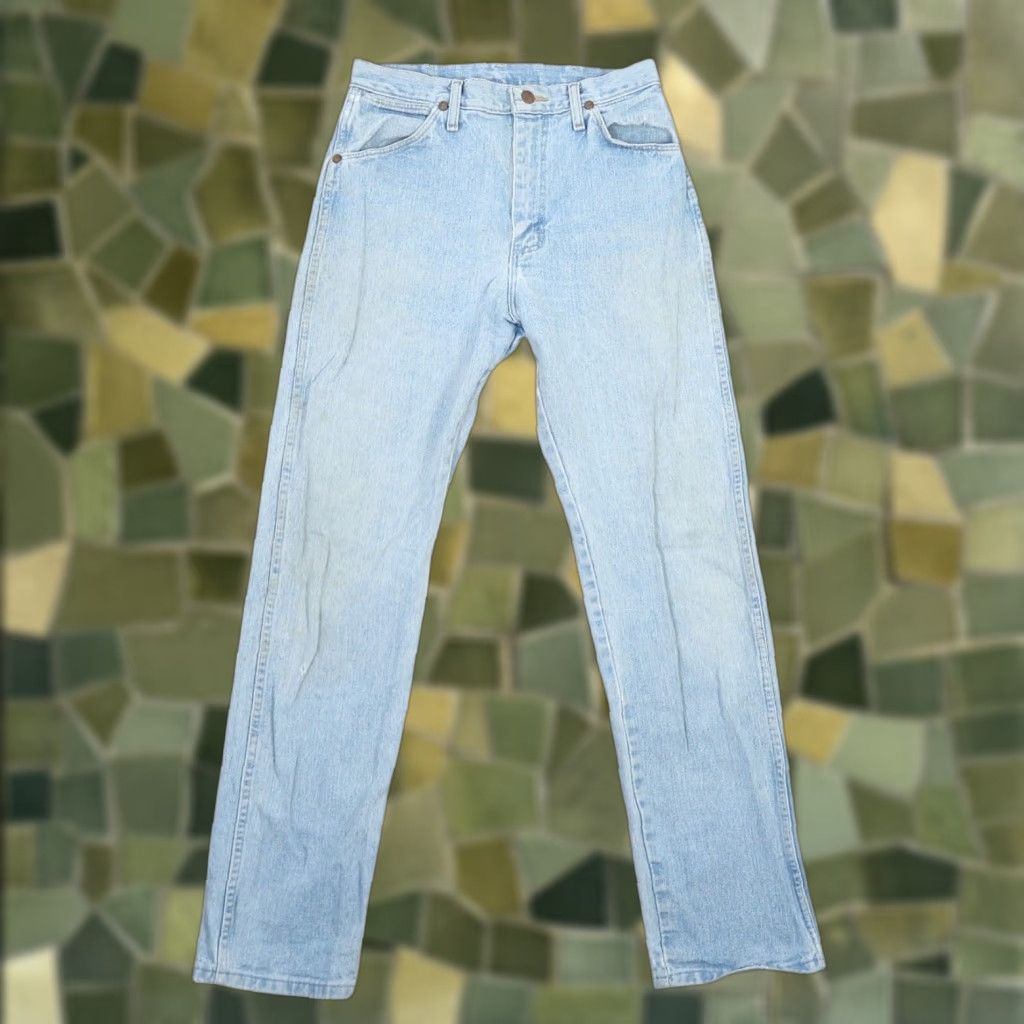 Wrangler VINTAGE Wrangler Light Wash Blue Western High Rise Straight Leg Jeans 80s 90s Womens 28 in Waist 30 in Inseam 9 100% Cotton Denim Np back pockets Size 30" / US 8 / IT 44 - 1 Thumbnail