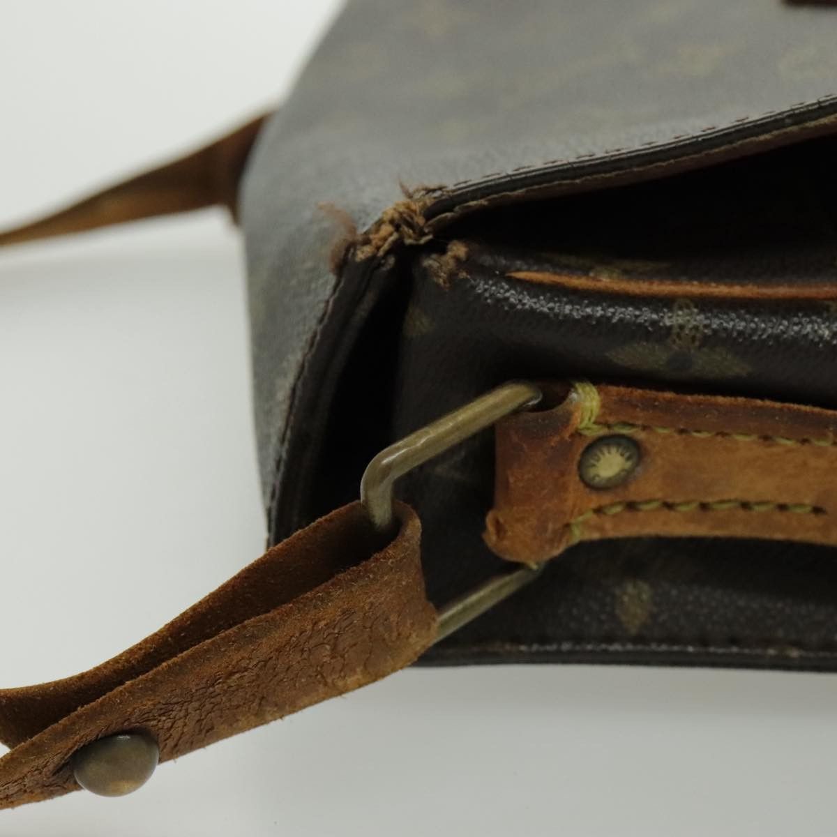 Louis Vuitton LOUIS VUITTON Monogram Cartouchiere MM Shoulder Bag M51253 Size ONE SIZE - 5 Thumbnail