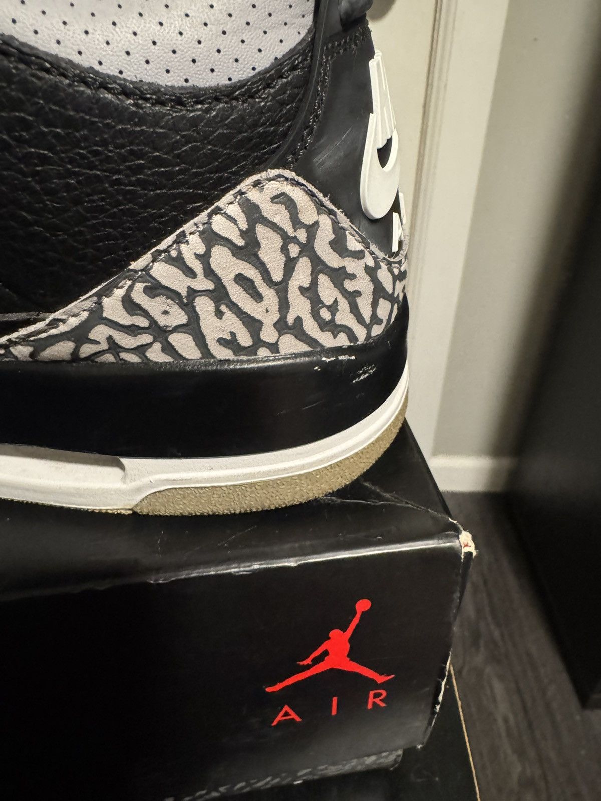Jordan Brand Air Jordan 3 Cement Size US 11.5 / EU 44-45 - 5 Thumbnail