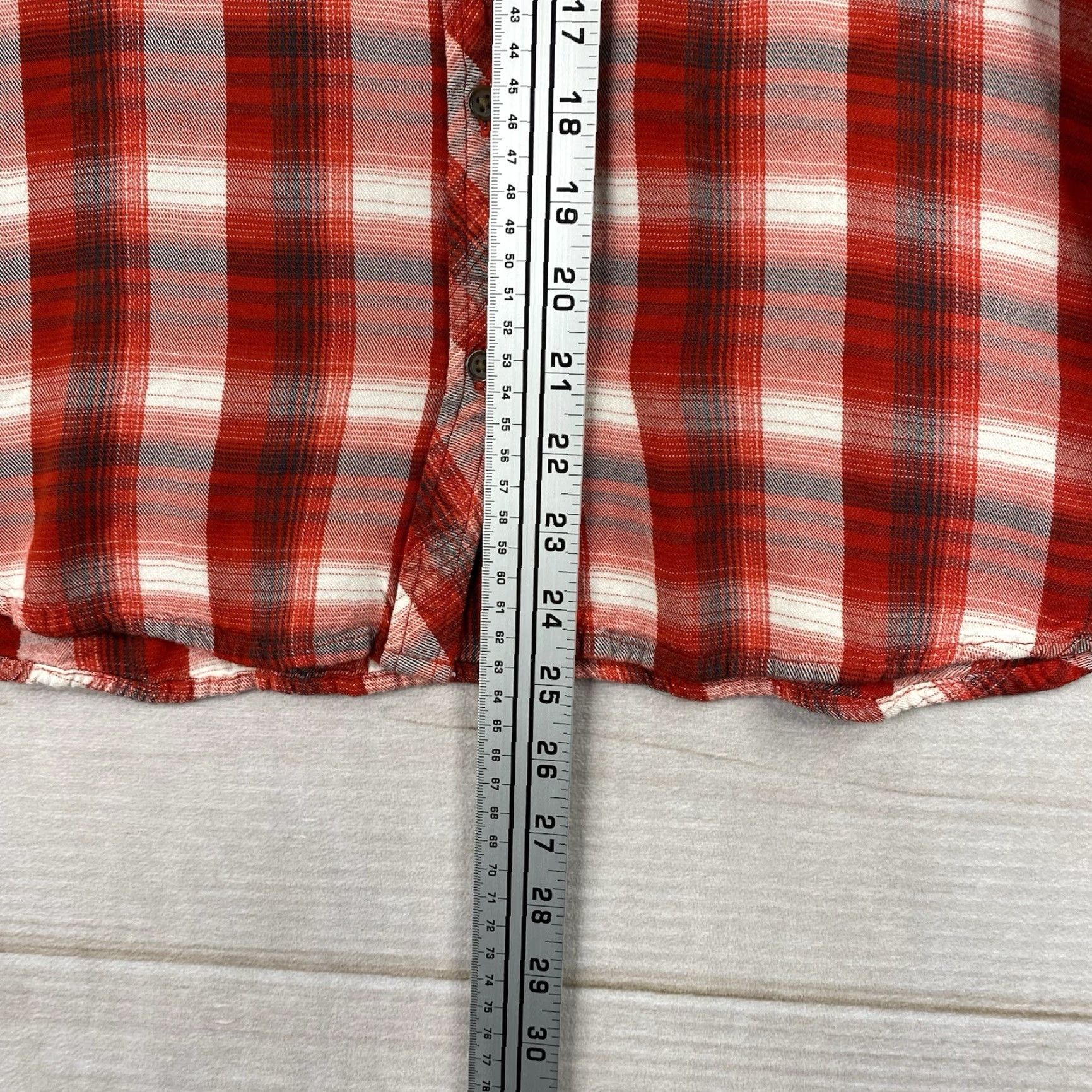 Vintage Universal Thread Button-Up Shirt Womens L Red Plaid Front Pockets Flannel Long Sleeve Christmas University Theme Vintage No Size L / US 10 / IT 46 - 6 Thumbnail