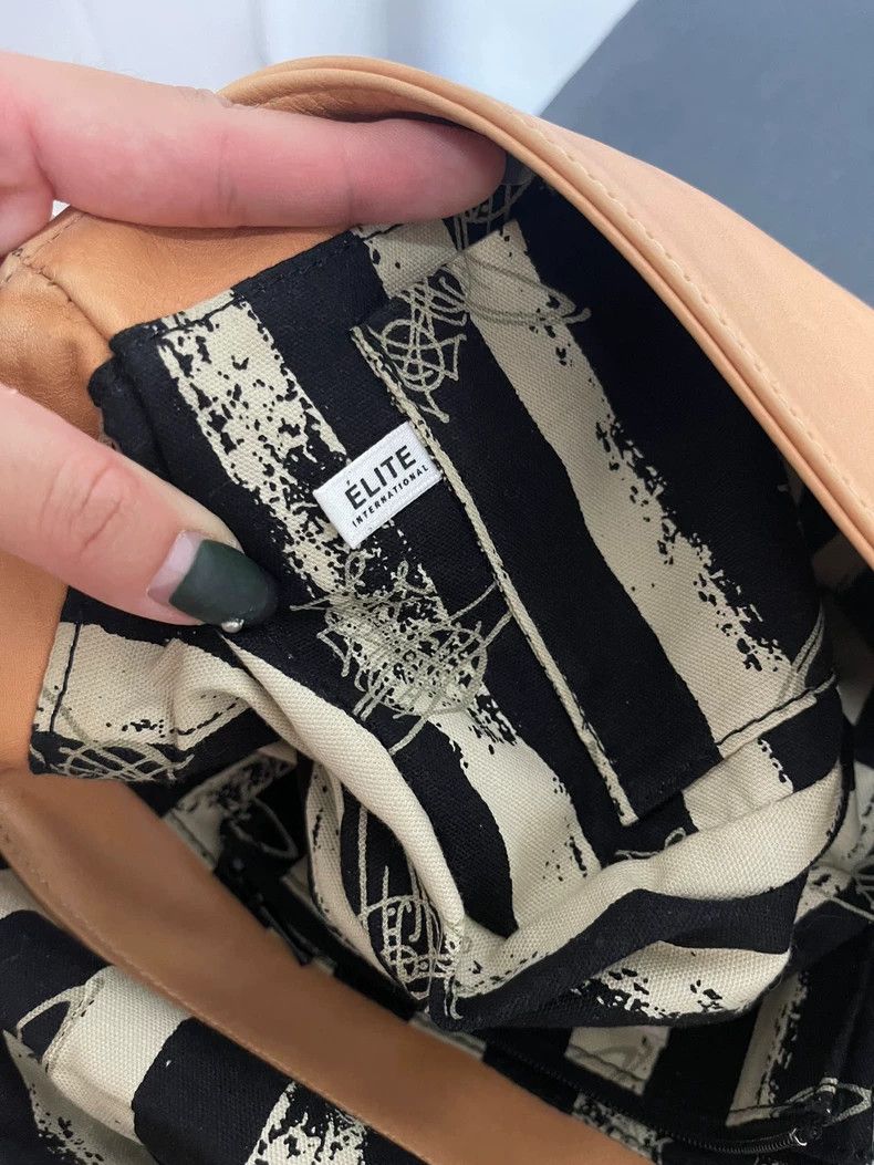 Vivienne Westwood Vivienne Westwood size os Big logo leather shoulder bag Size ONE SIZE - 4 Thumbnail