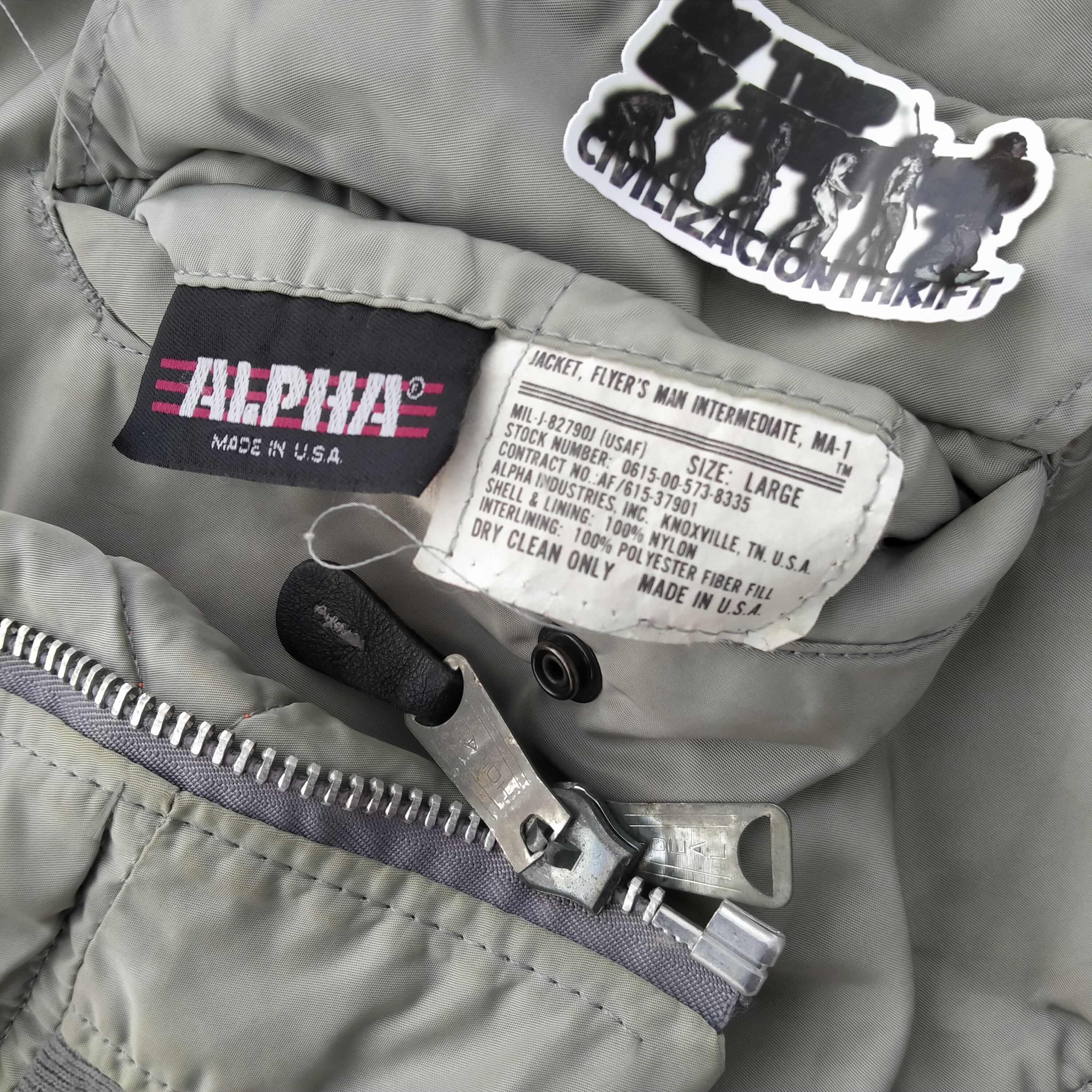 Alpha Industries × Vintage Vintage Alpha Industries 70s MA-1 Bomber Jacket Size US L / EU 52-54 / 3 - 5 Thumbnail