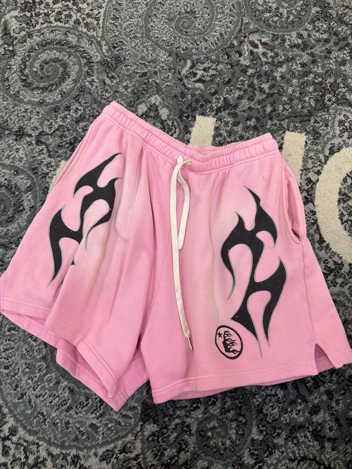 HELLSTAR Hellstar Pink Snap Shorts | Grailed