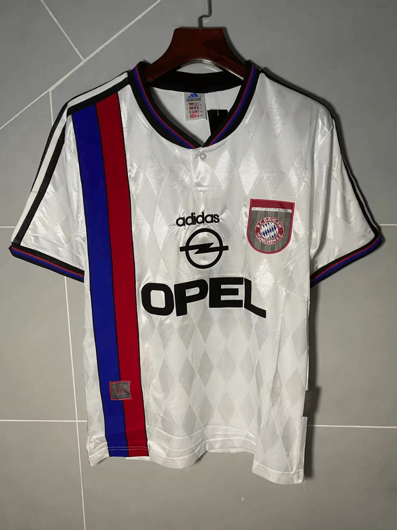 Other Vintage Bayern Munich 19 Sangs Jersey Size US L / EU 52-54 / 3 - 1 Thumbnail