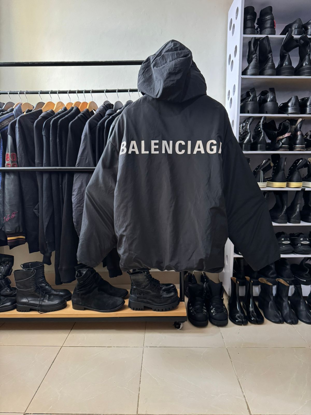 Balenciaga 🕷️💥 Balenciaga back logo jacket Size US M / EU 48-50 / 2 - 1 Thumbnail