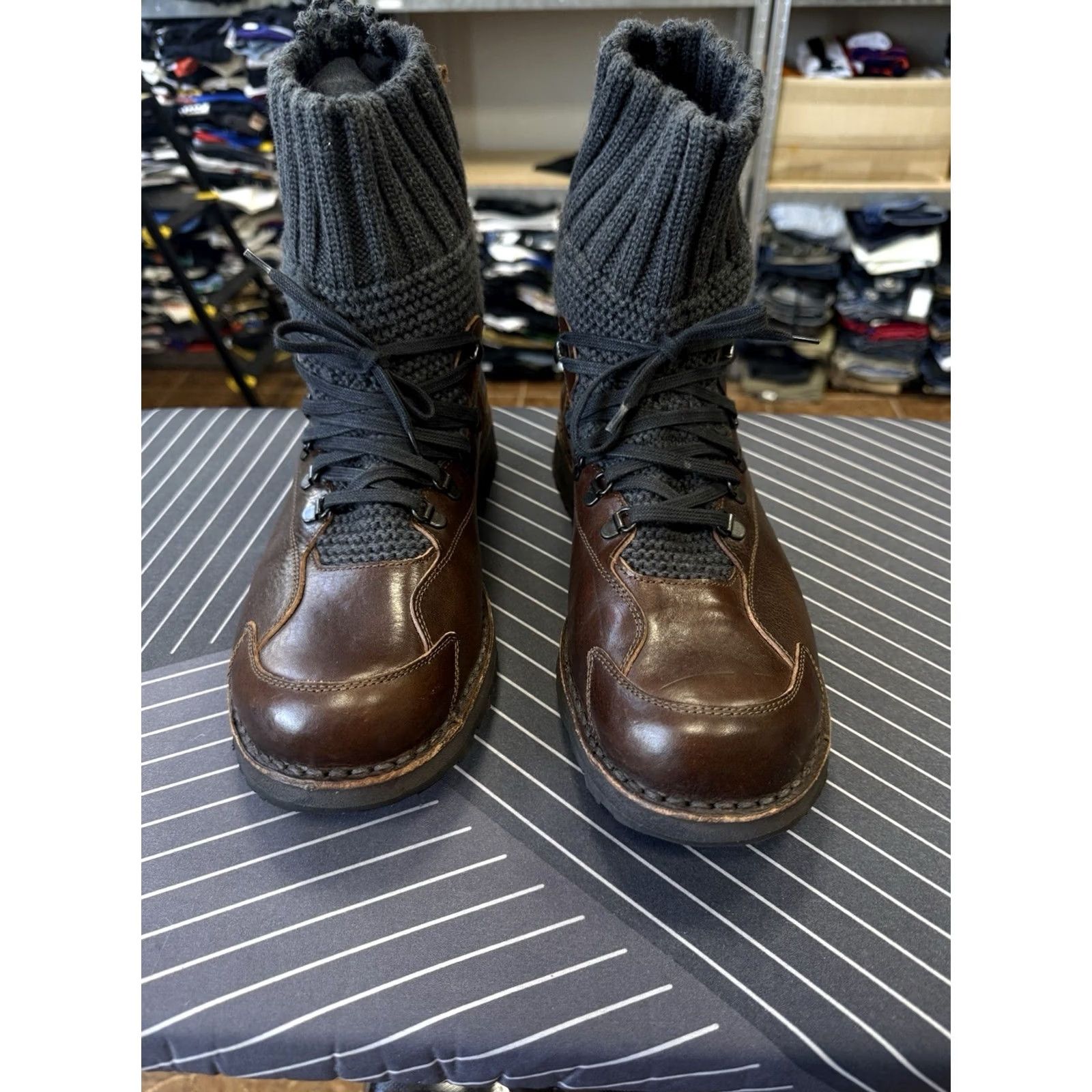 Vintage VINTAGE Luis Trenker Hand Made in Italy Leather Knit Hiking Boots Boots Mens 45 Brown Leather Knit Hiking Boots Mens 12 45 Brown Boots Mens Size US 12 / EU 45 - 4 Thumbnail