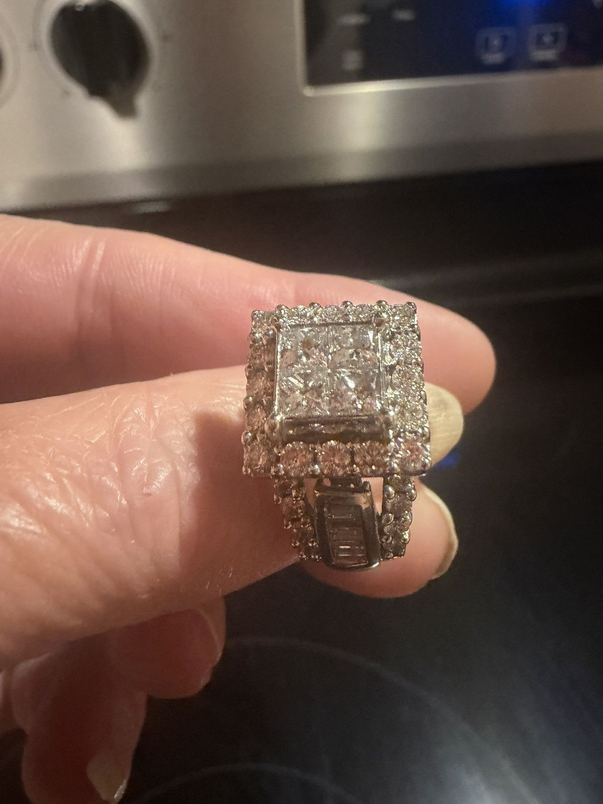 Other 14kt white gold 2.98 carat diamond ring Size ONE SIZE - 7 Thumbnail