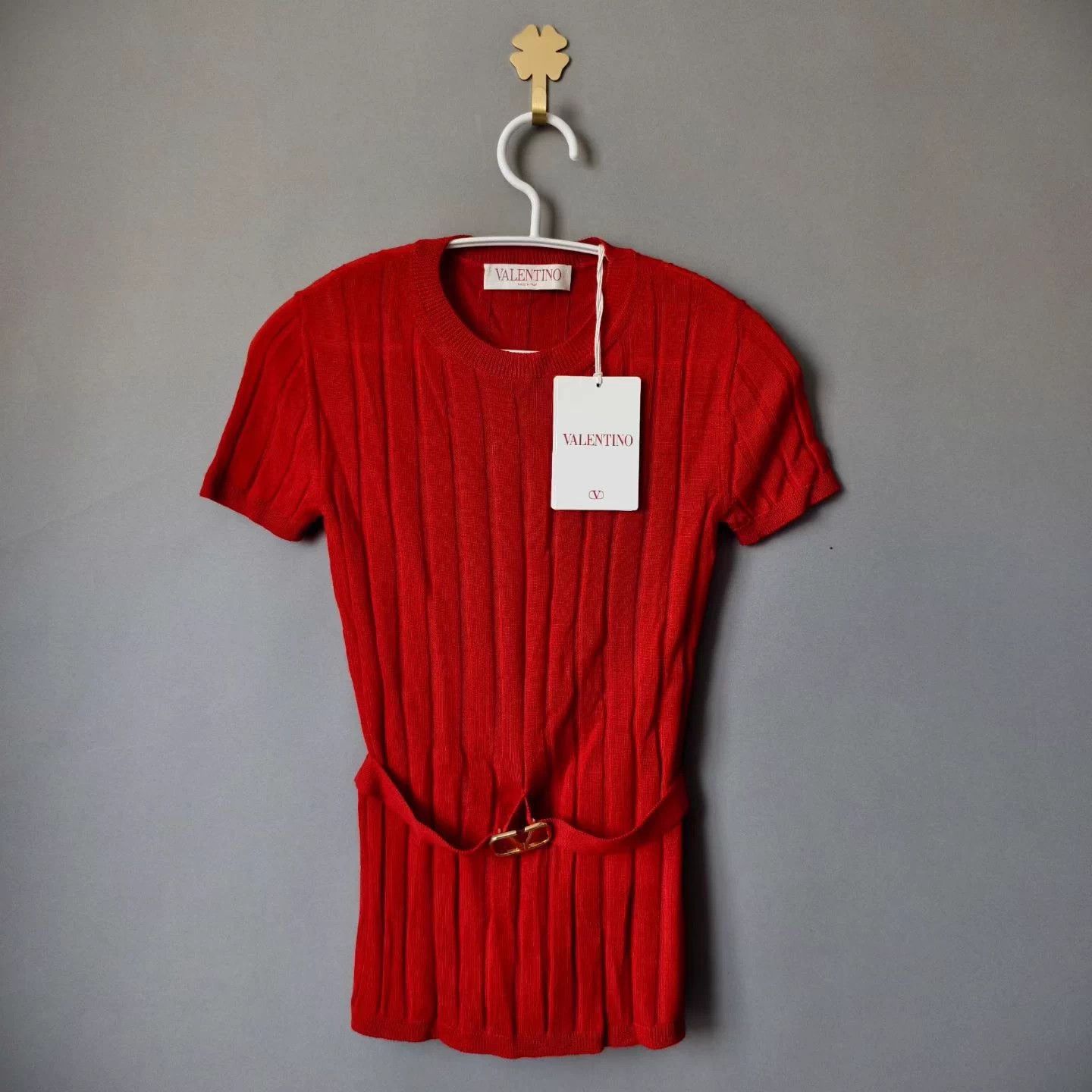 Valentino Valentino Logo Knit Sweater S NWT Size S / US 4 / IT 40 - 1 Thumbnail