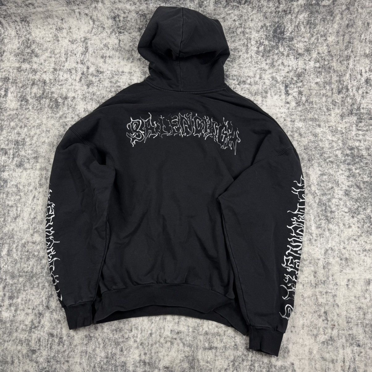 Balenciaga Balenciaga DIY Metal Outline ‘Black’ Hoodie Size US M / EU 48-50 / 2 - 4 Thumbnail
