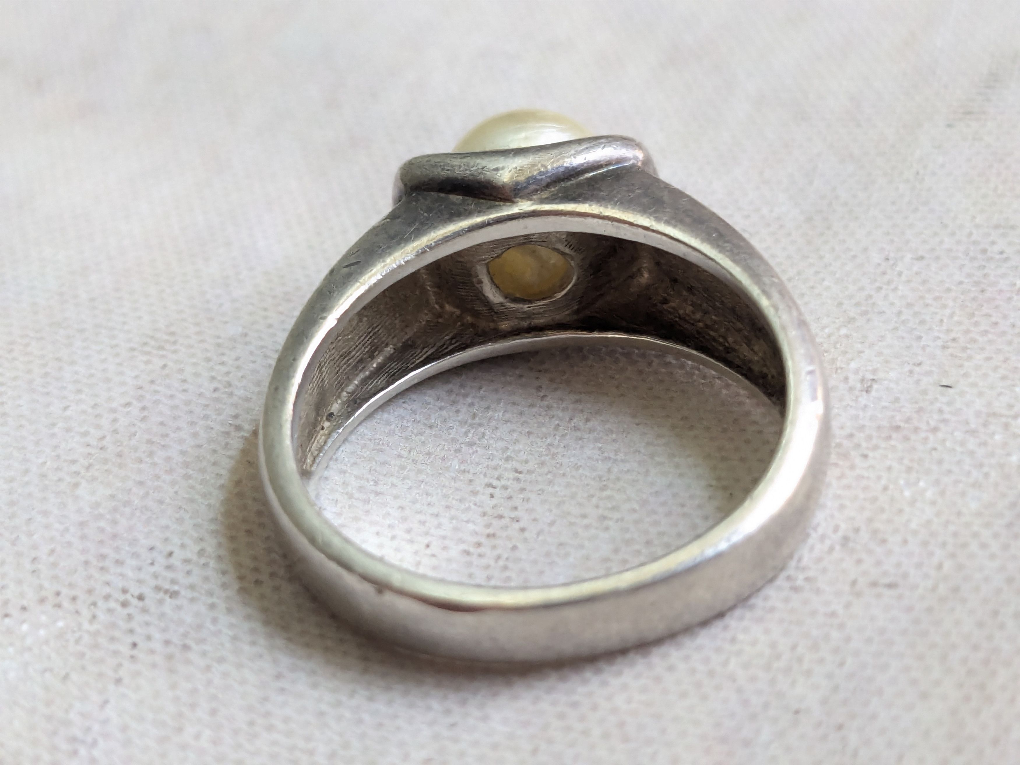 Jewelry × Vintage Vintage Sterling Silver Ring Faux Pearl 8 Size ONE SIZE - 7 Thumbnail