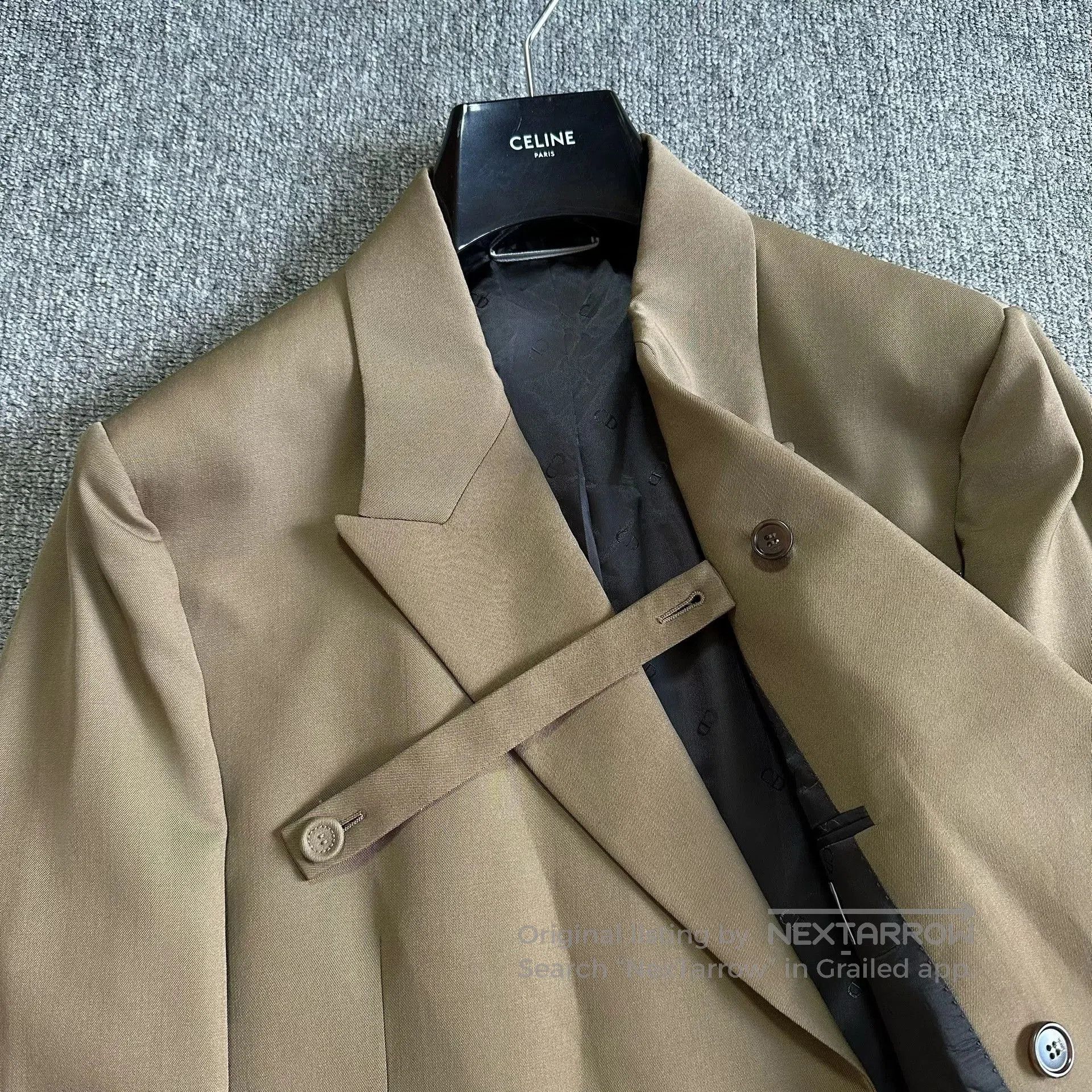 Dior Dior Brown Peak Lapel Double-Breasted Wool Blazer. Size US L / EU 52-54 / 3 - 3 Thumbnail