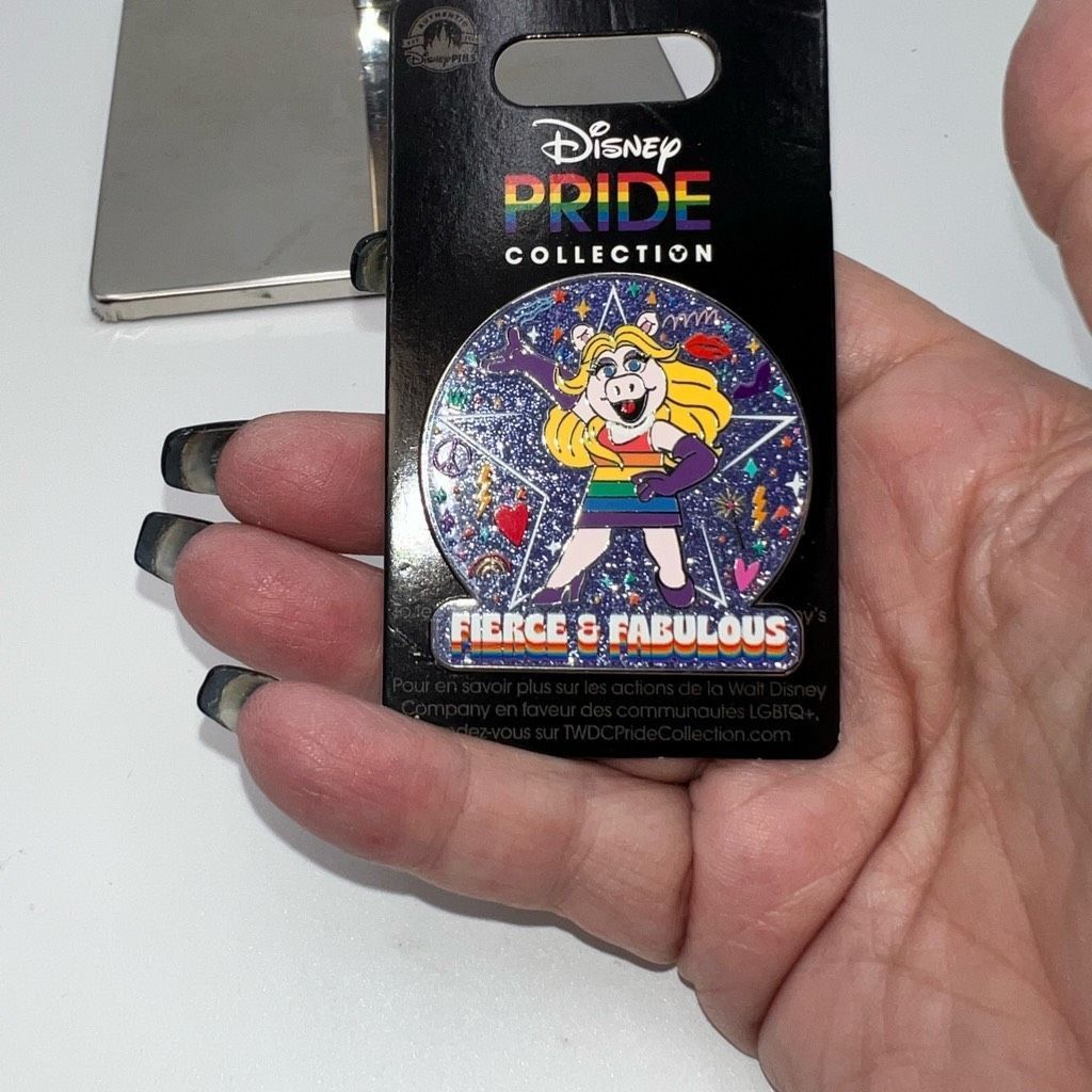 Disney Disney Parks Trading Pins Muppets Ms. Piggy Fierce and Fabul Size ONE SIZE - 5 Thumbnail