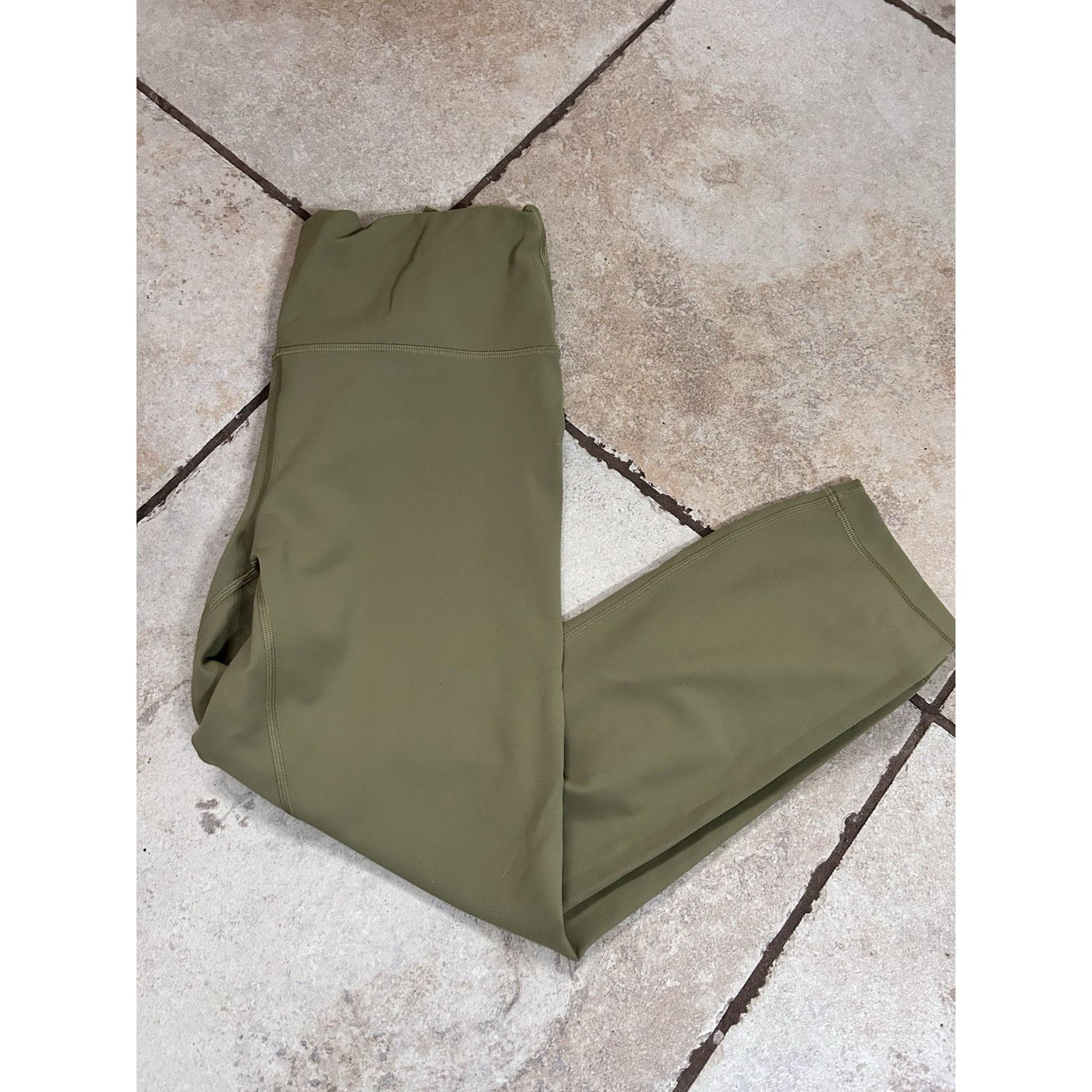 Lululemon lululemon leggings womens olive green Small Size 24" / US 00 / IT 34 - 1 Thumbnail